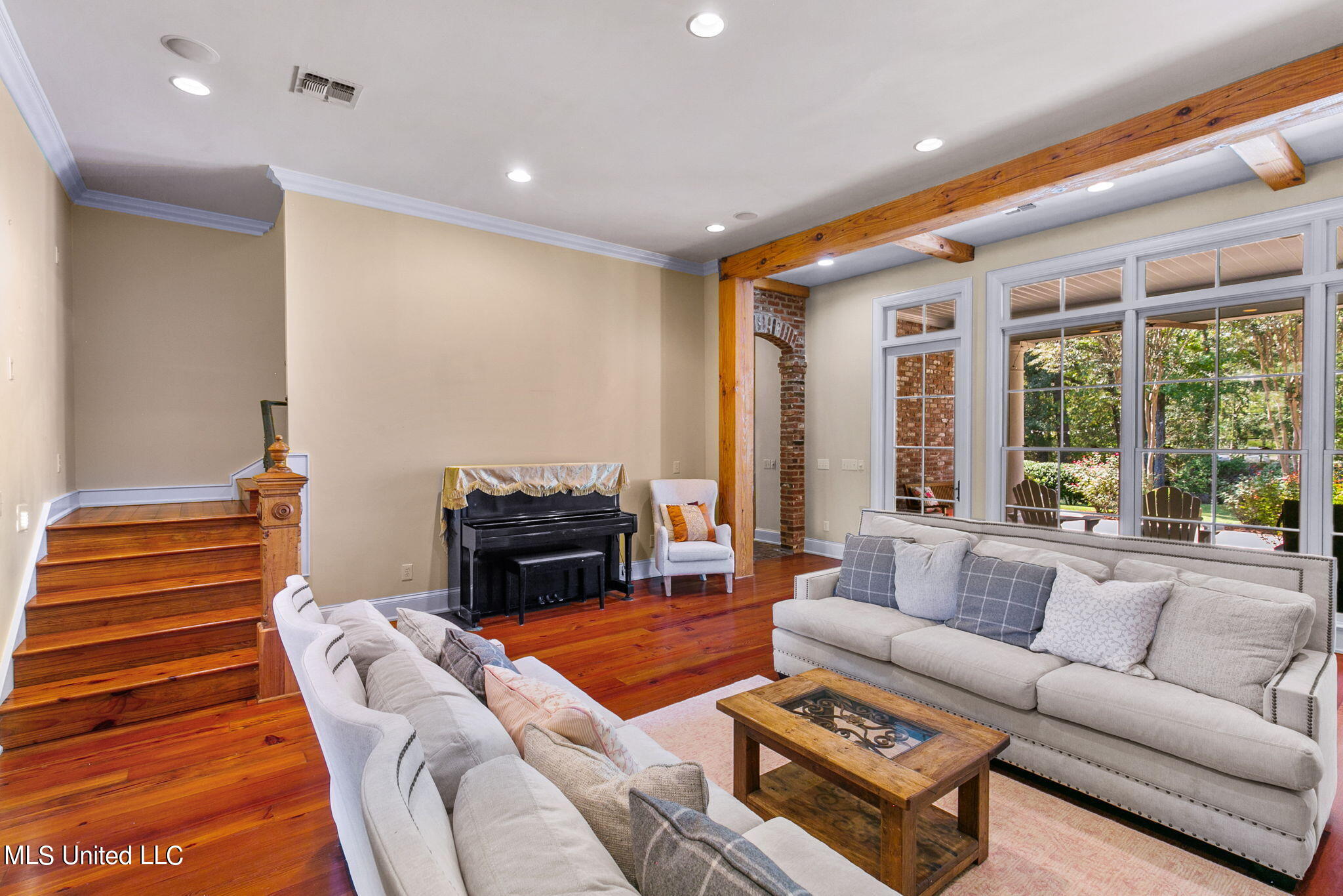 205 Jefferson Ridge