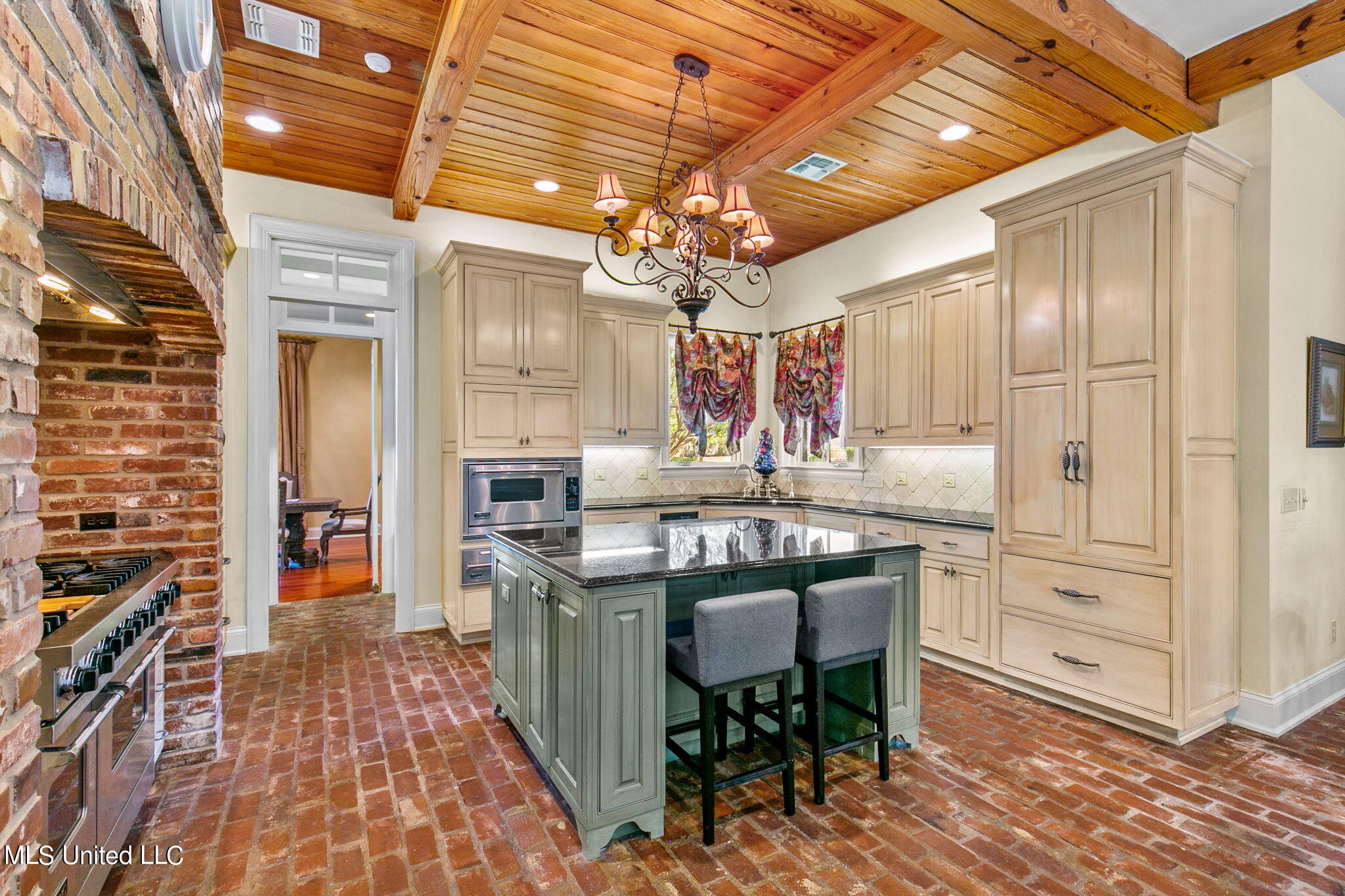205 Jefferson Ridge