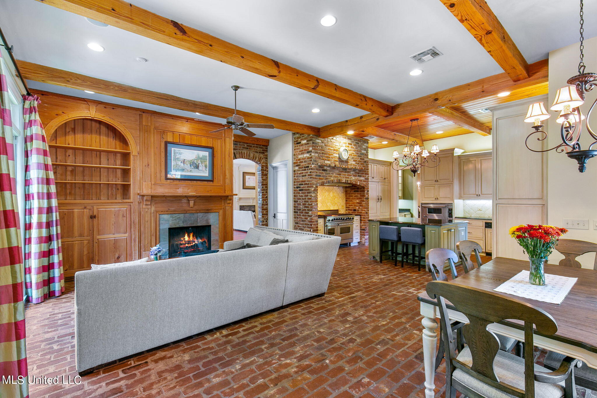 205 Jefferson Ridge
