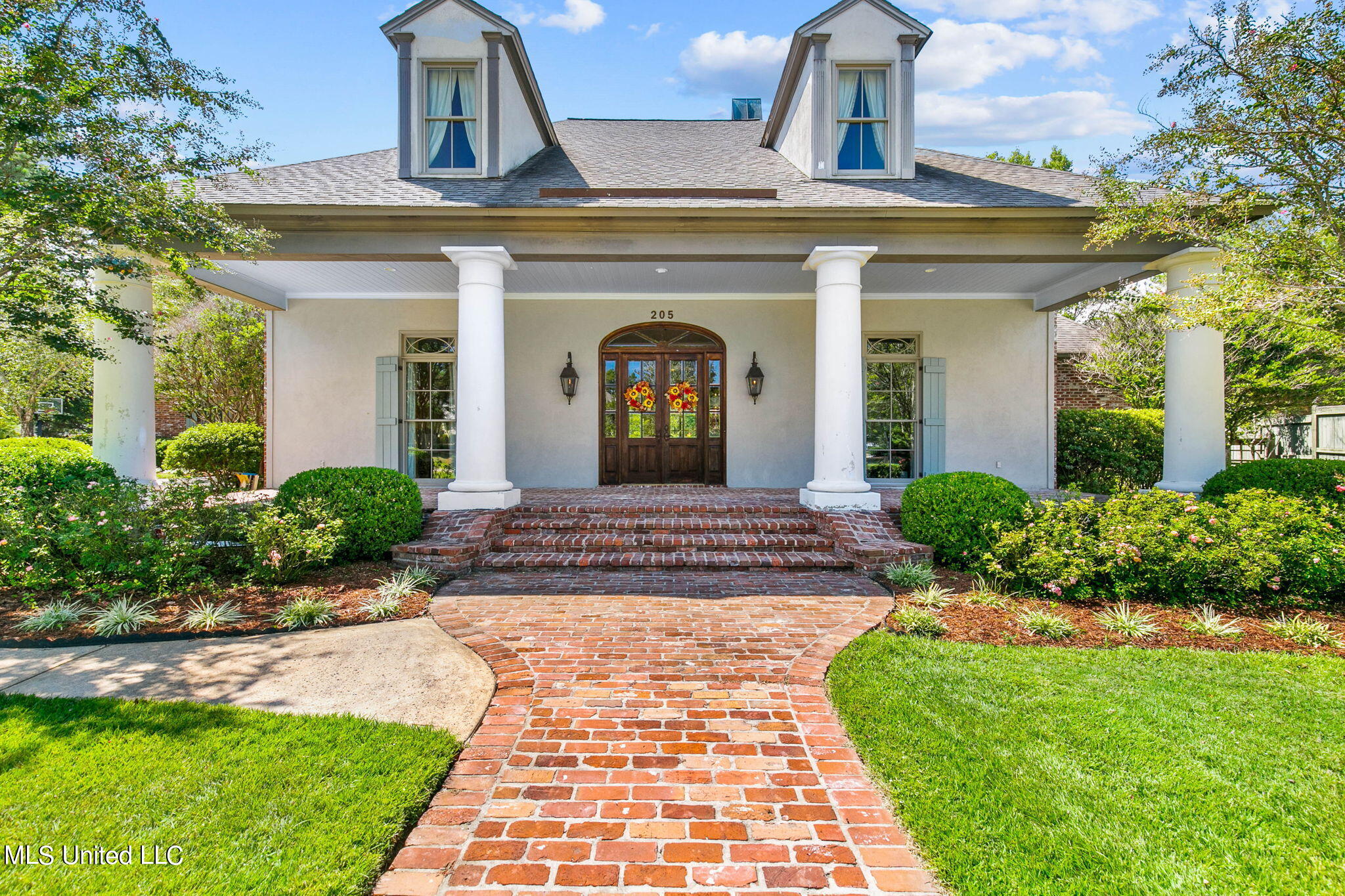 205 Jefferson Ridge