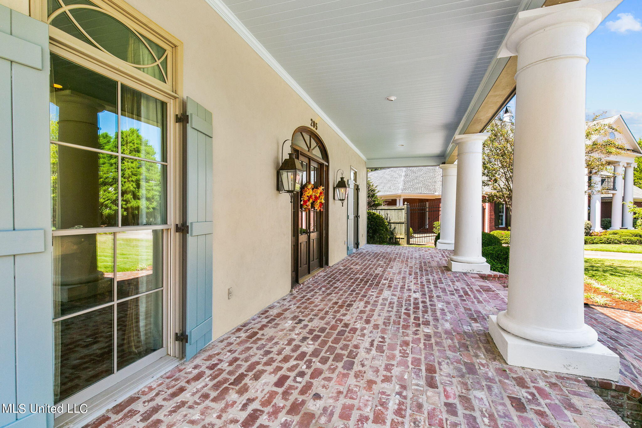 205 Jefferson Ridge
