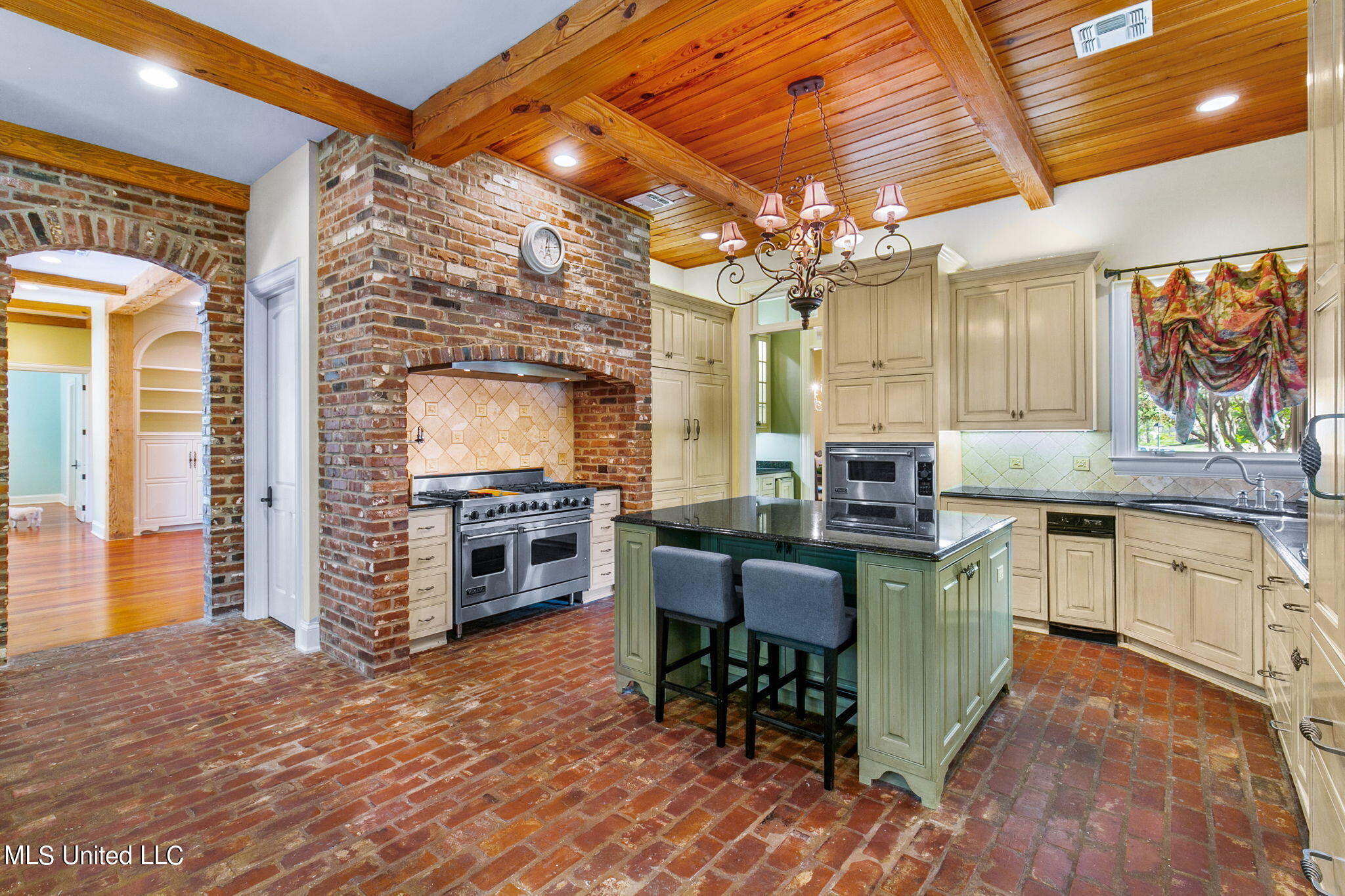 205 Jefferson Ridge