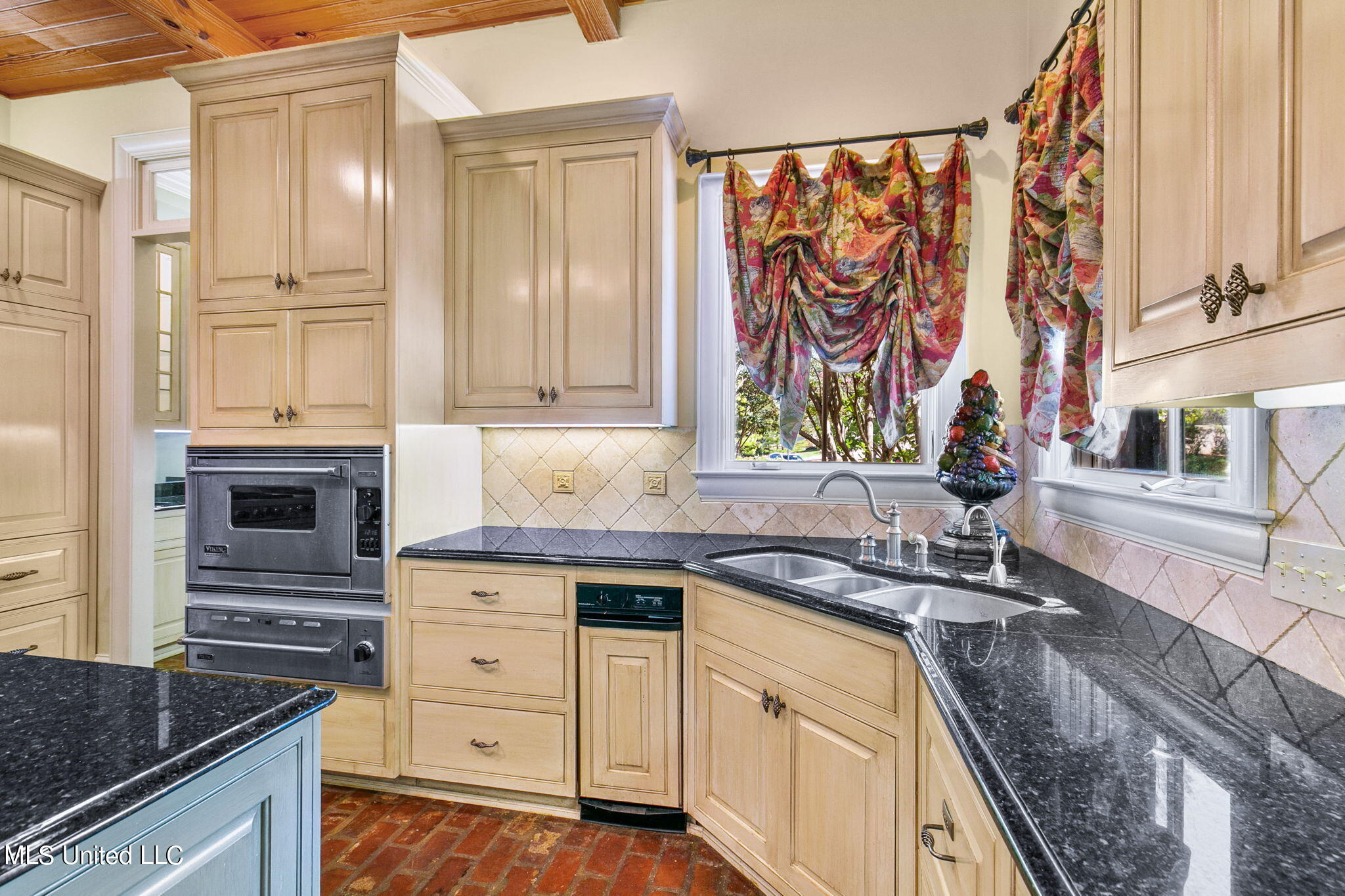 205 Jefferson Ridge