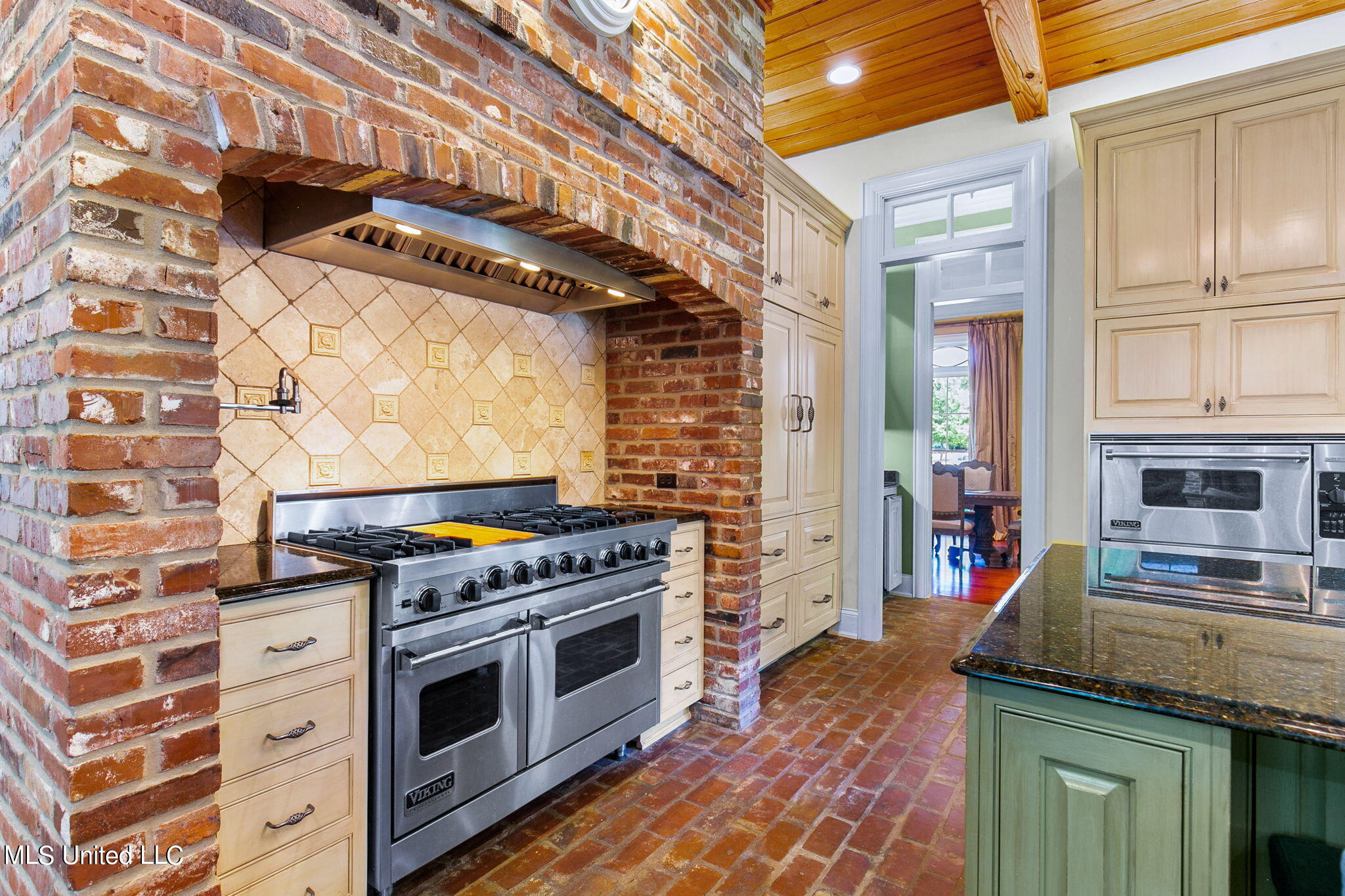 205 Jefferson Ridge