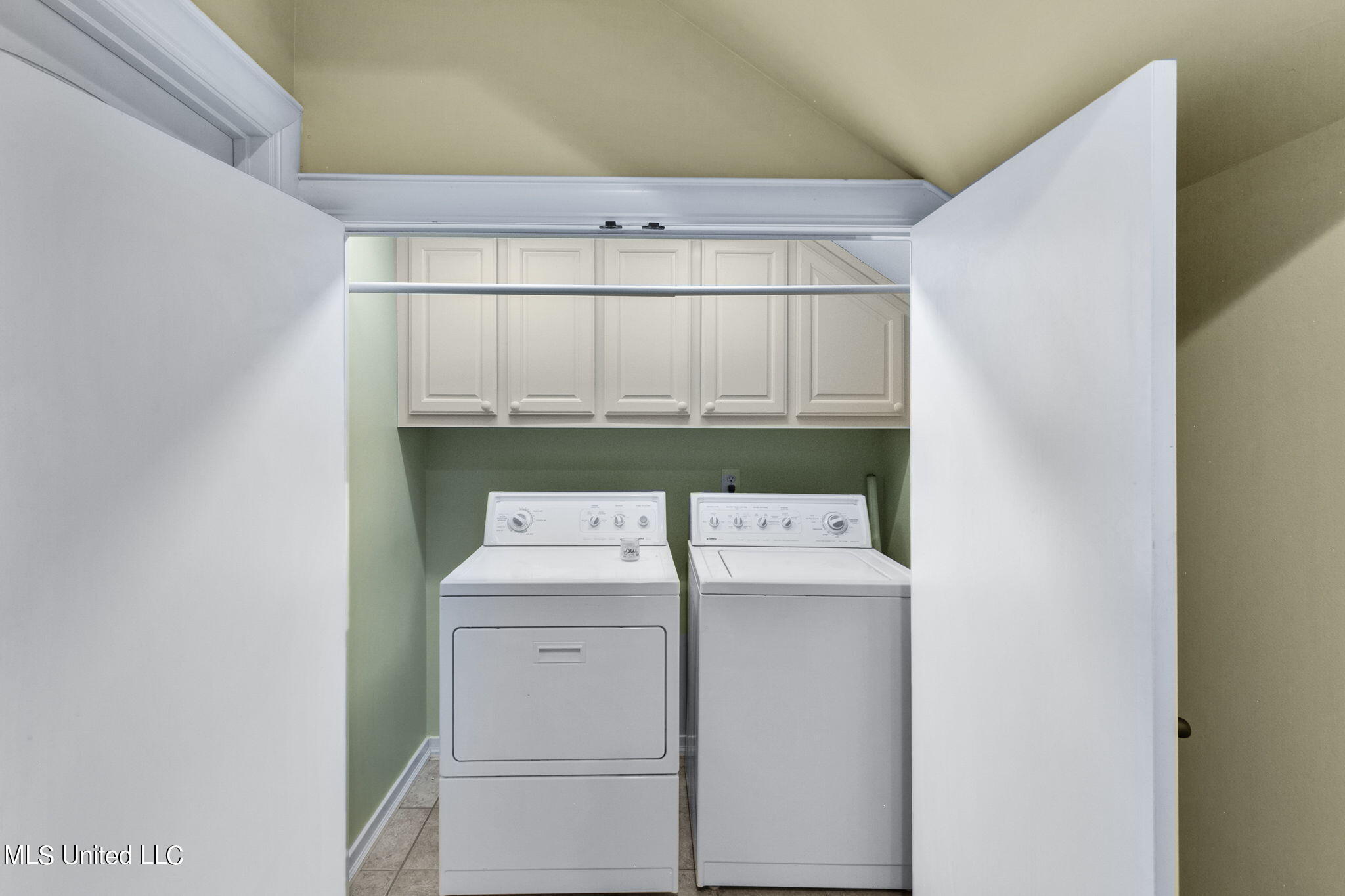 205 Jefferson Ridge