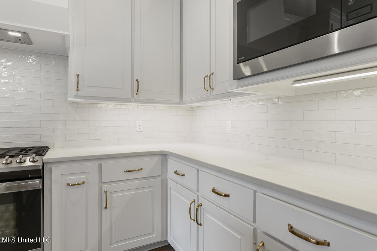 506 Black Cherry Cove