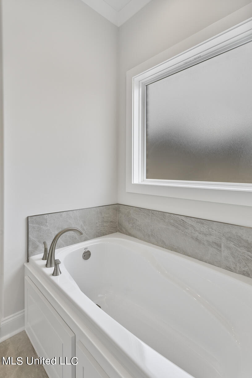 506 Black Cherry Cove