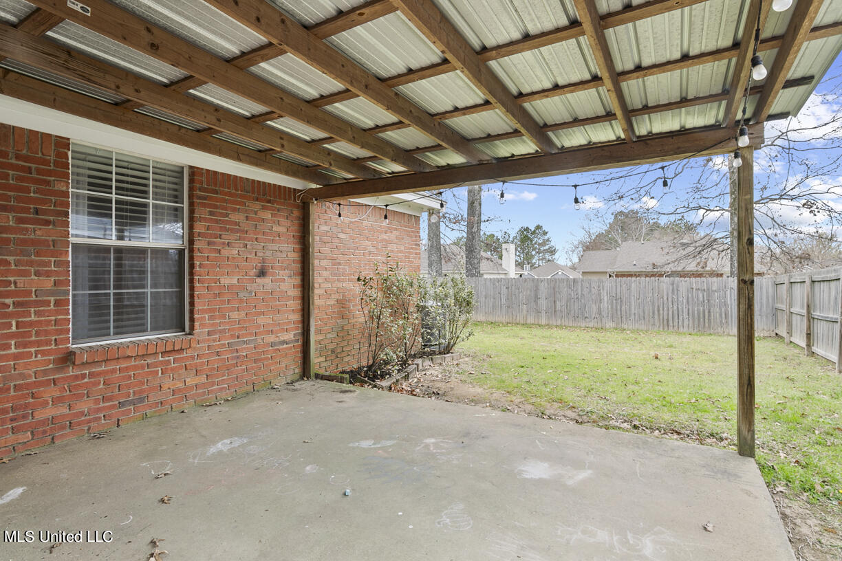 341 Audubon Circle
