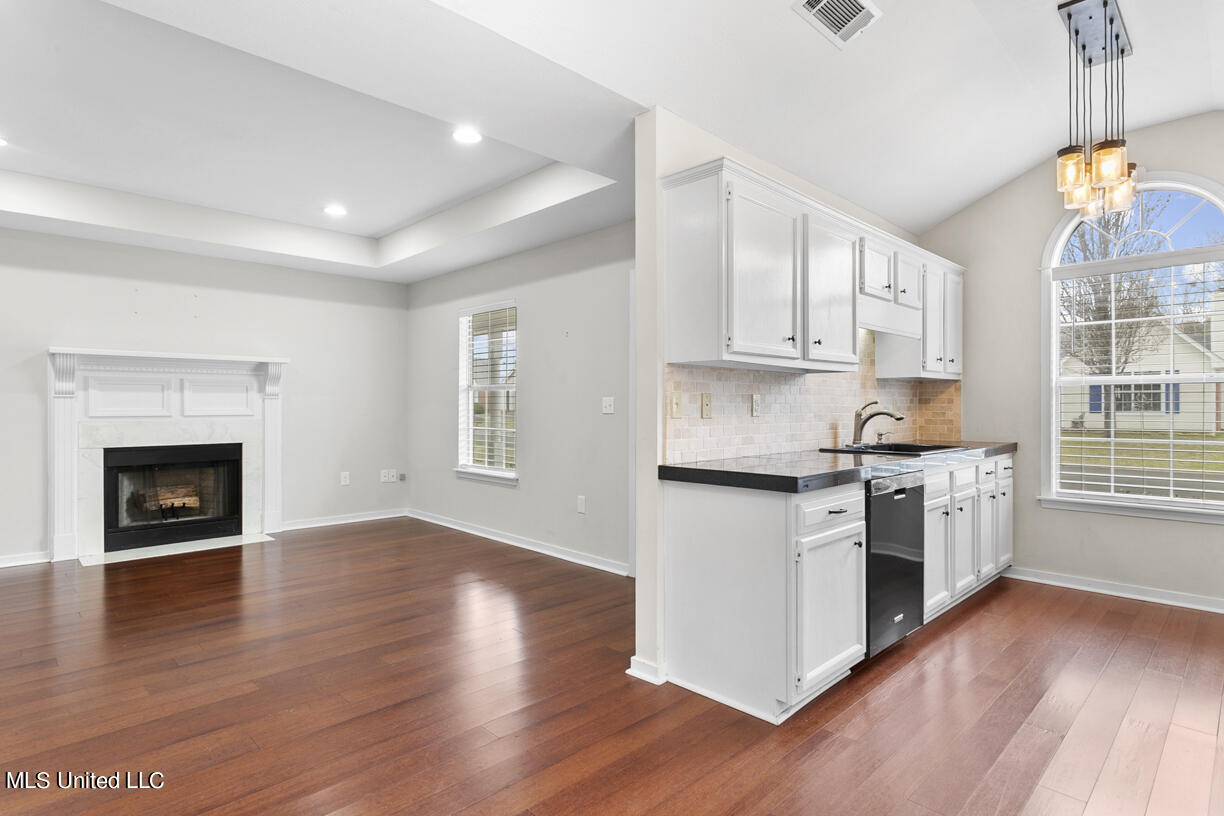 341 Audubon Circle