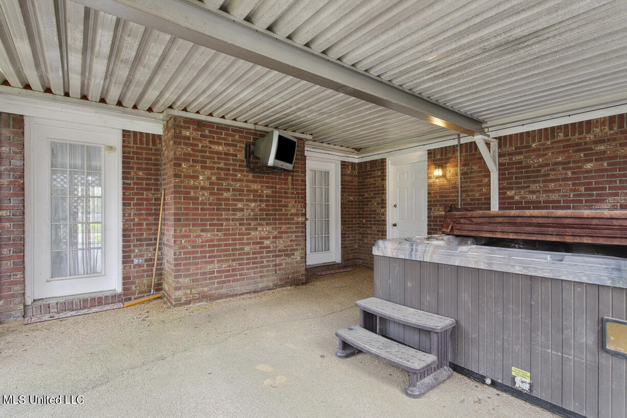 103 Eastwood Drive