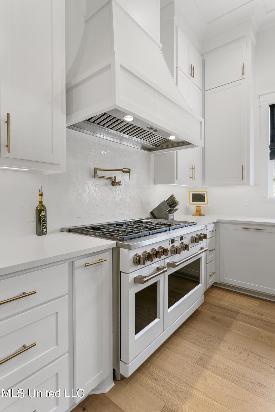 141 Saddle Brook Cove