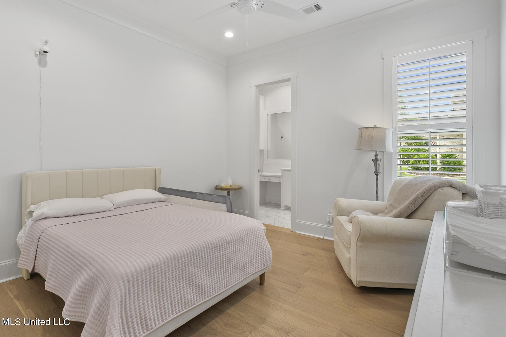 141 Saddle Brook Cove