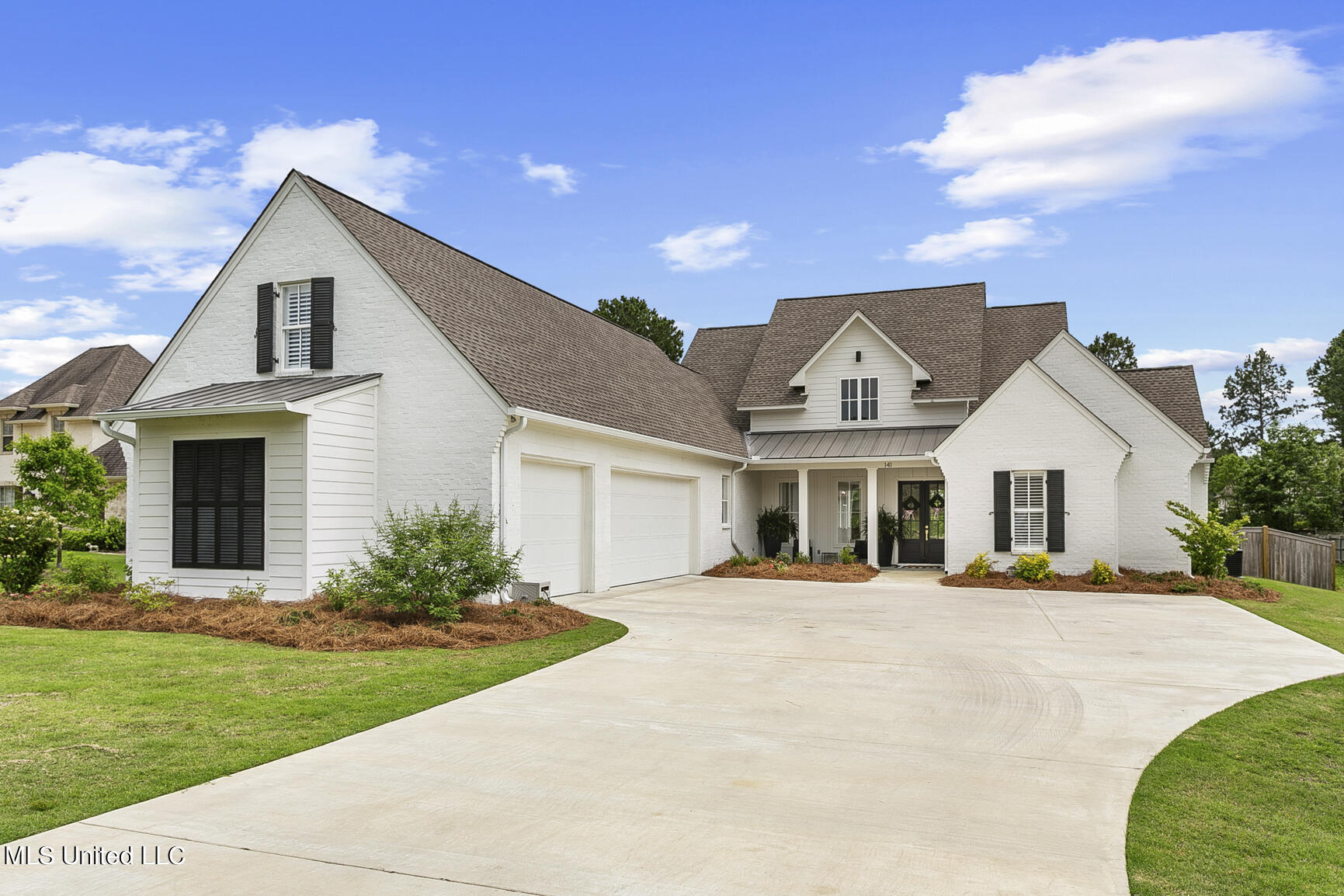 141 Saddle Brook Cove
