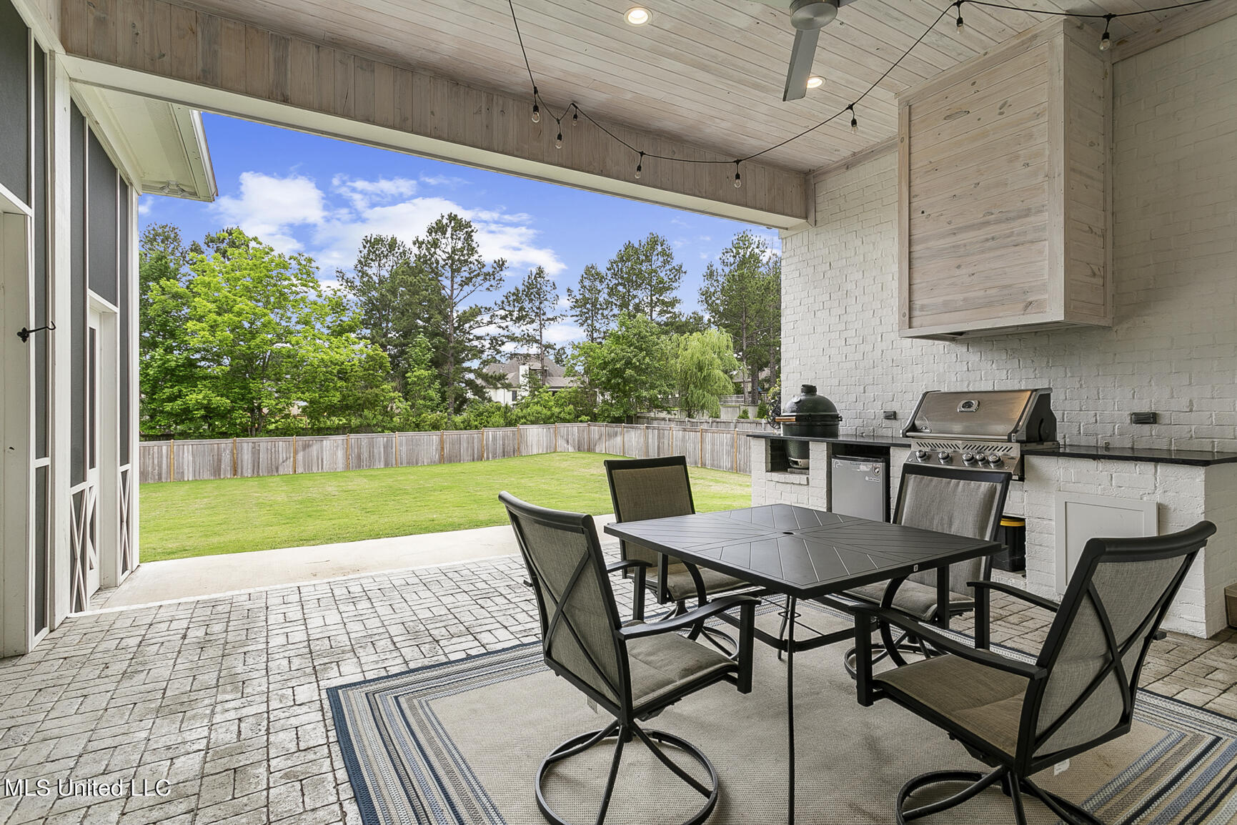 141 Saddle Brook Cove