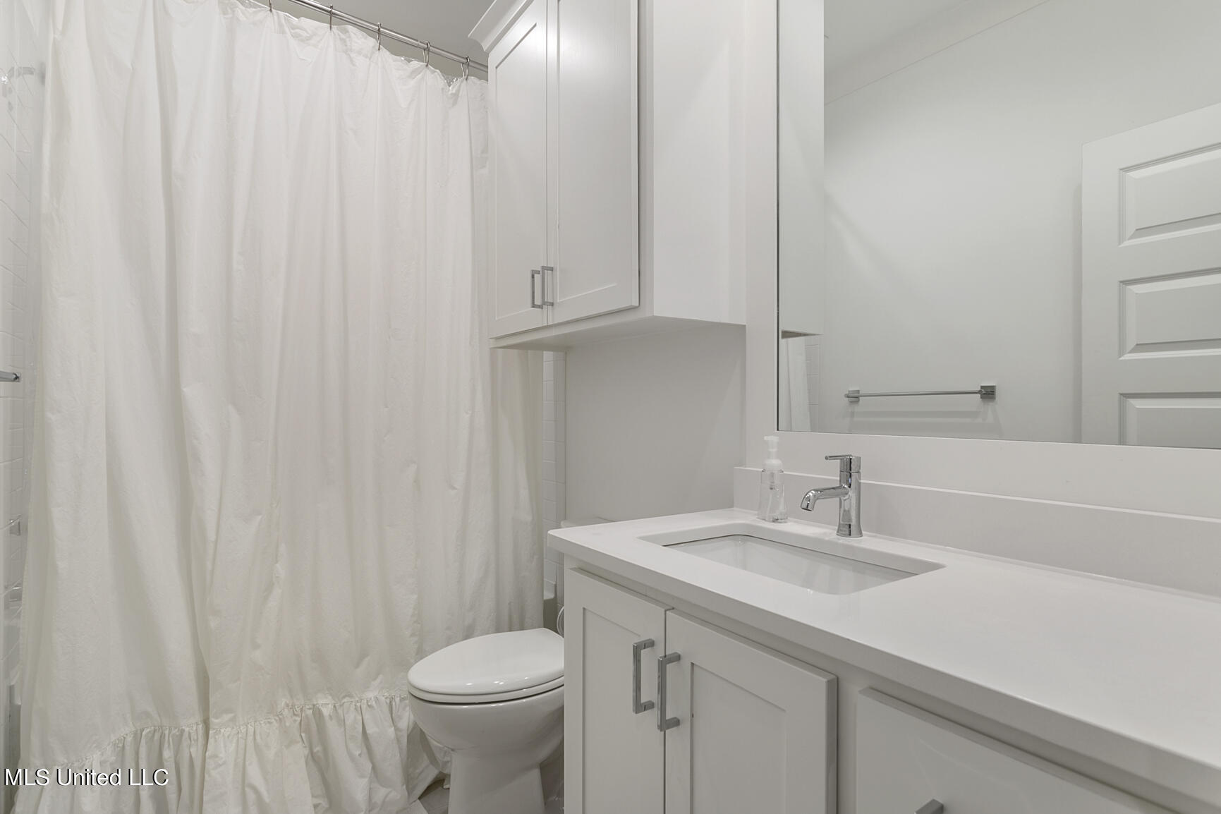 141 Saddle Brook Cove