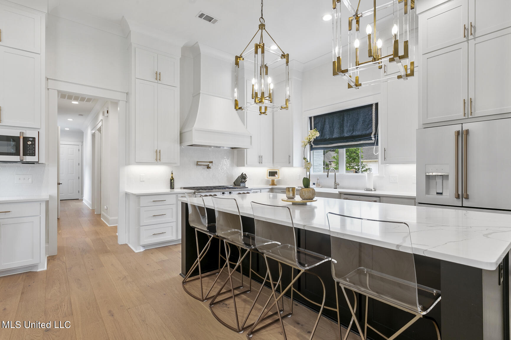 141 Saddle Brook Cove
