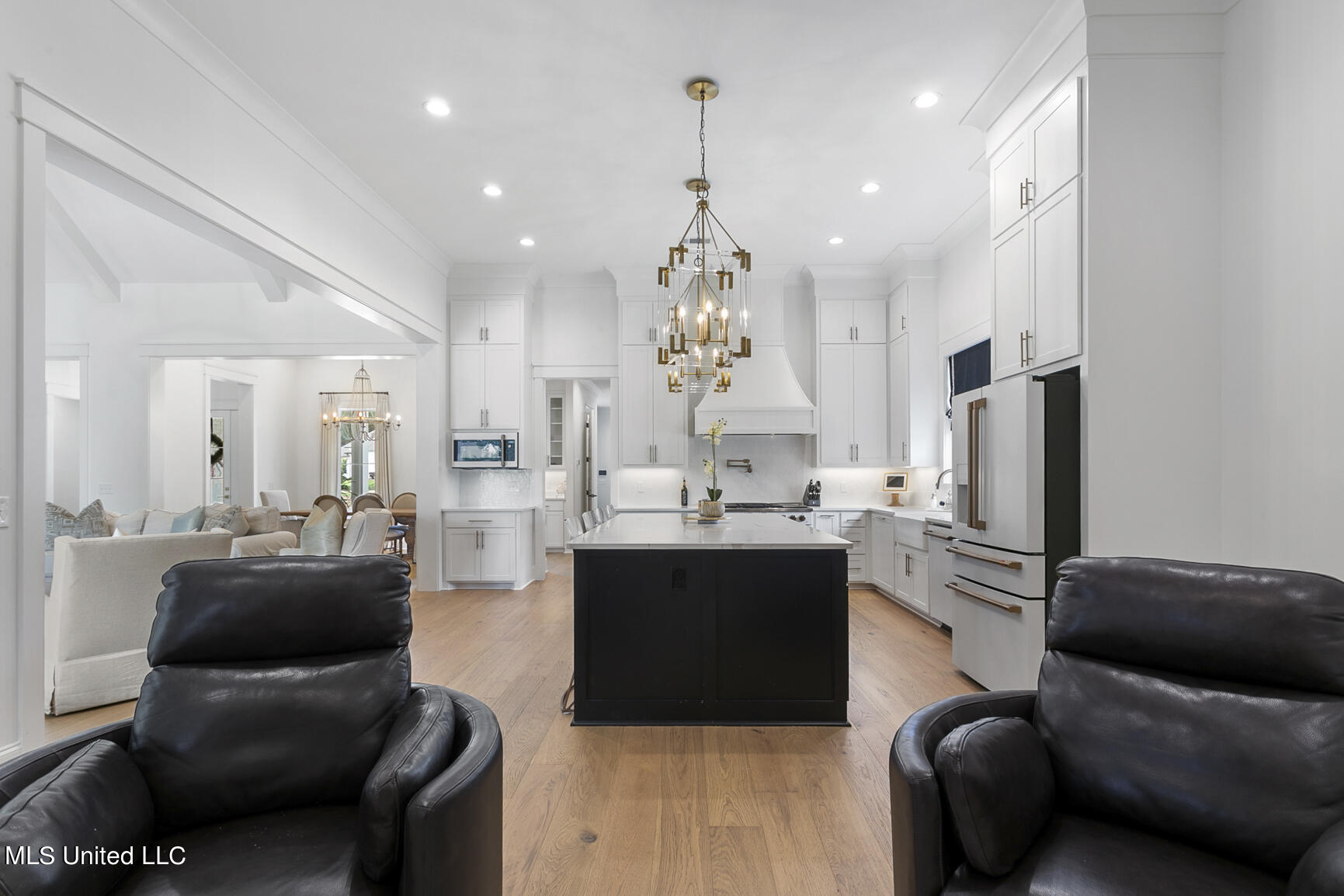 141 Saddle Brook Cove