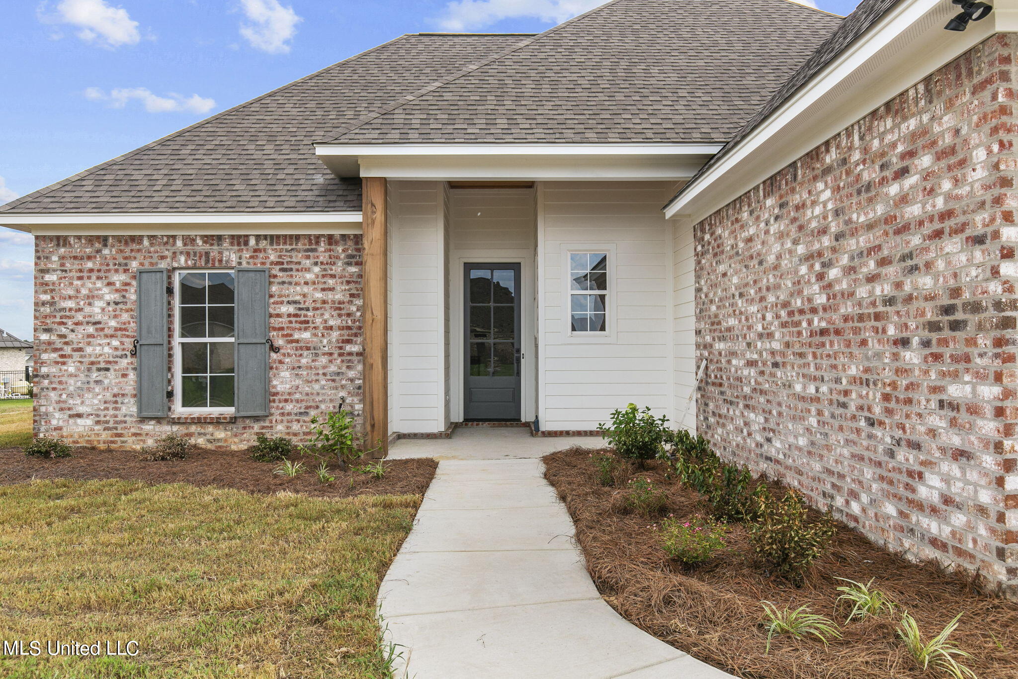 132 Hunters Way