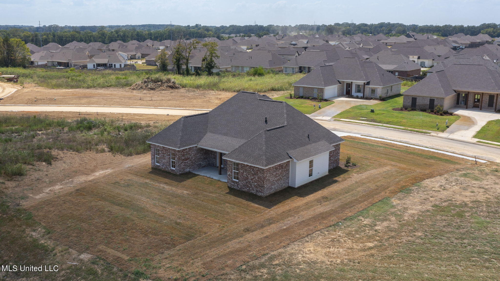 132 Hunters Way