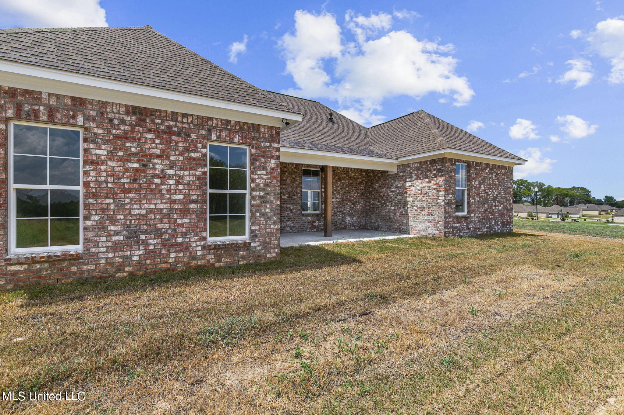 132 Hunters Way