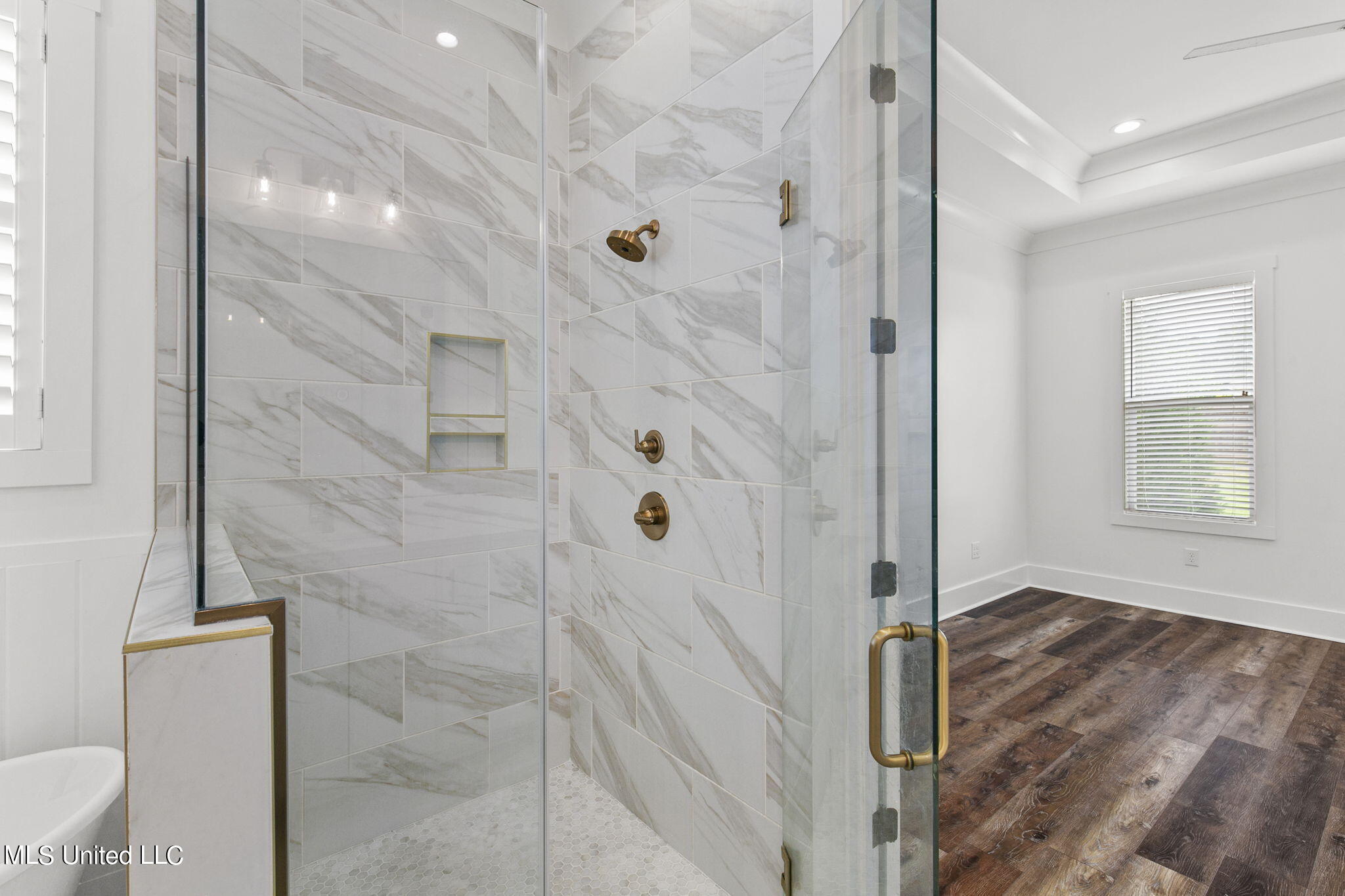120 Bridgewater Loop