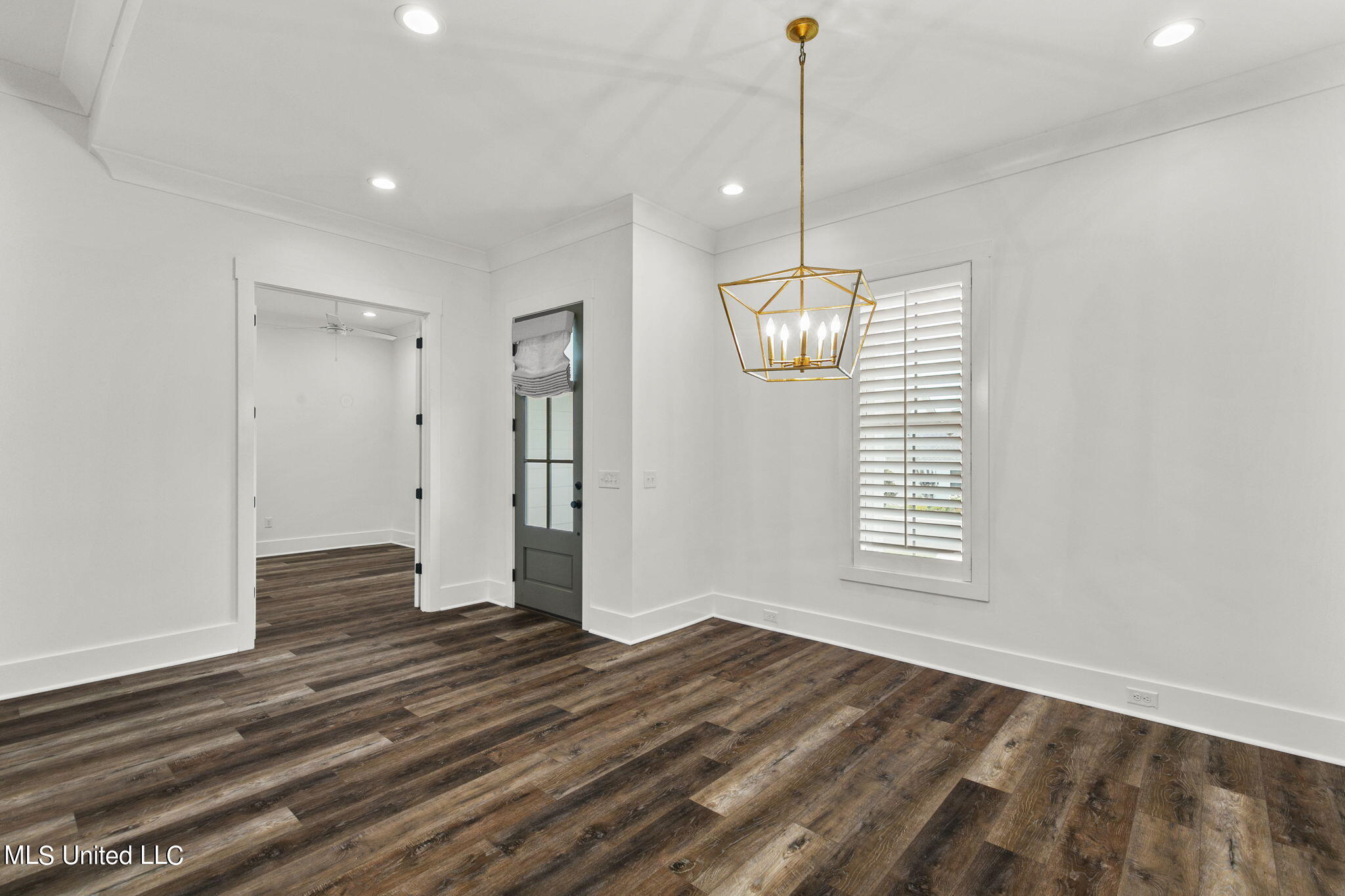 120 Bridgewater Loop