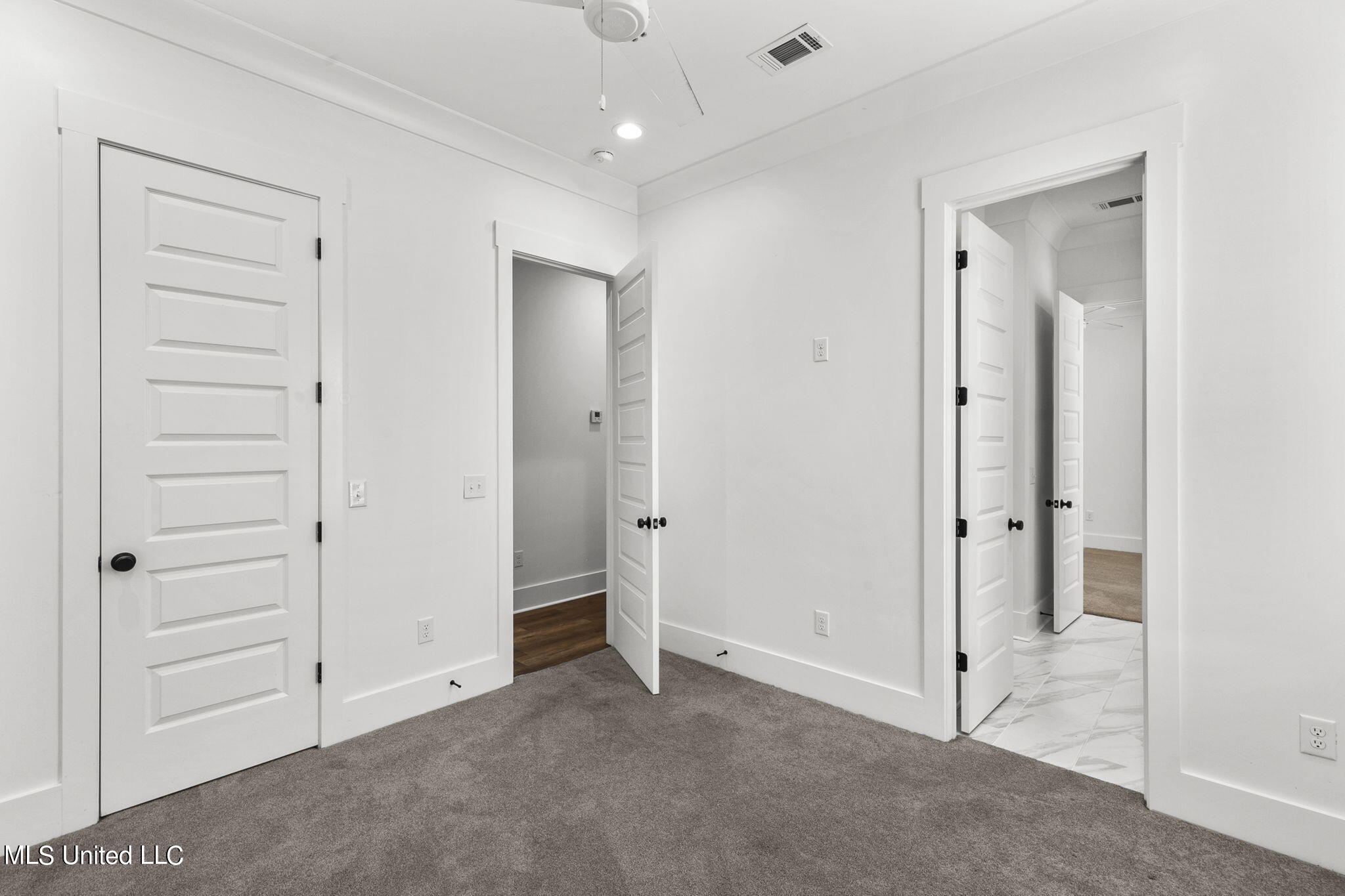 120 Bridgewater Loop