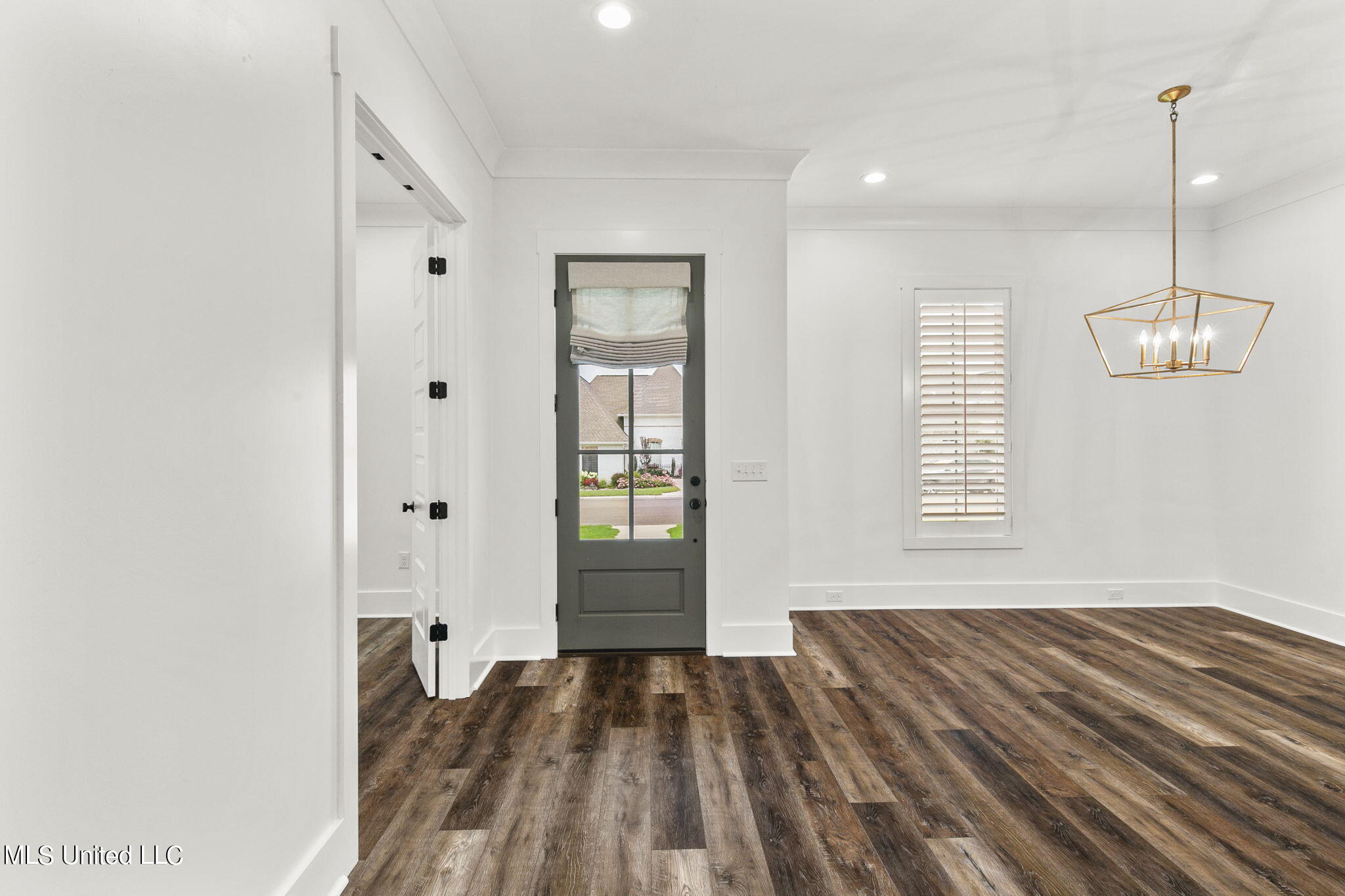 120 Bridgewater Loop