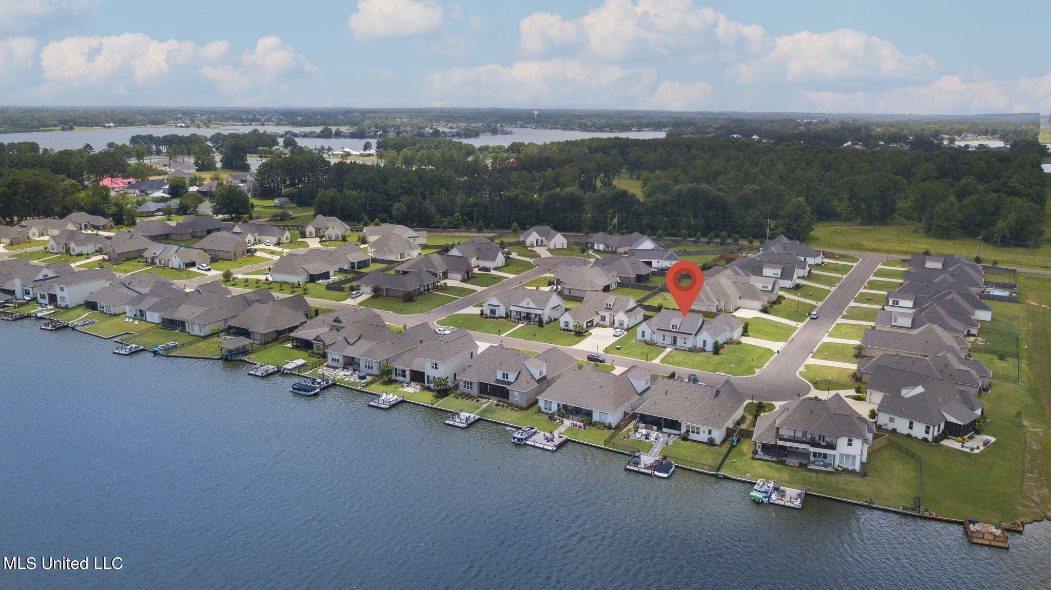 120 Bridgewater Loop