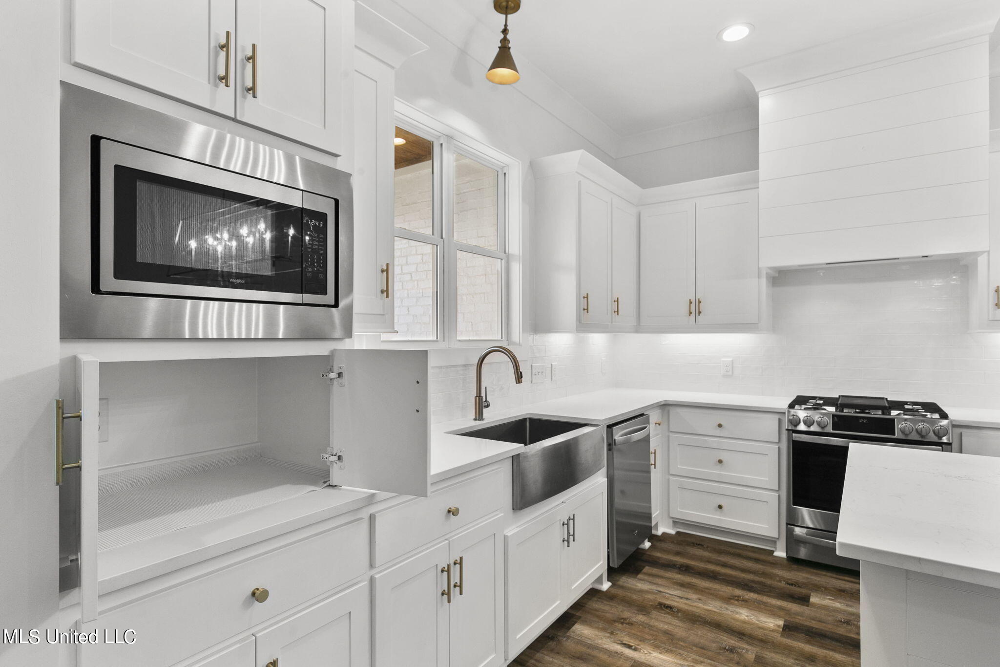 120 Bridgewater Loop