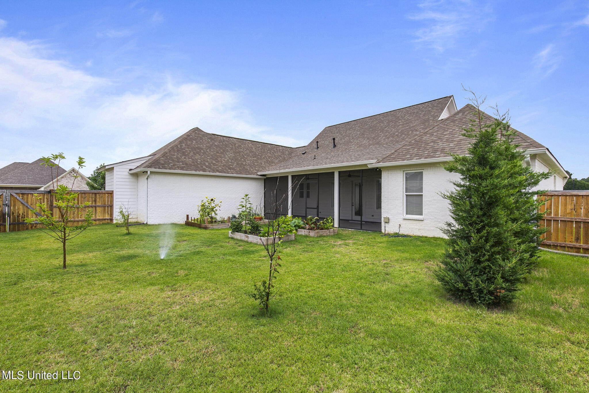 120 Bridgewater Loop