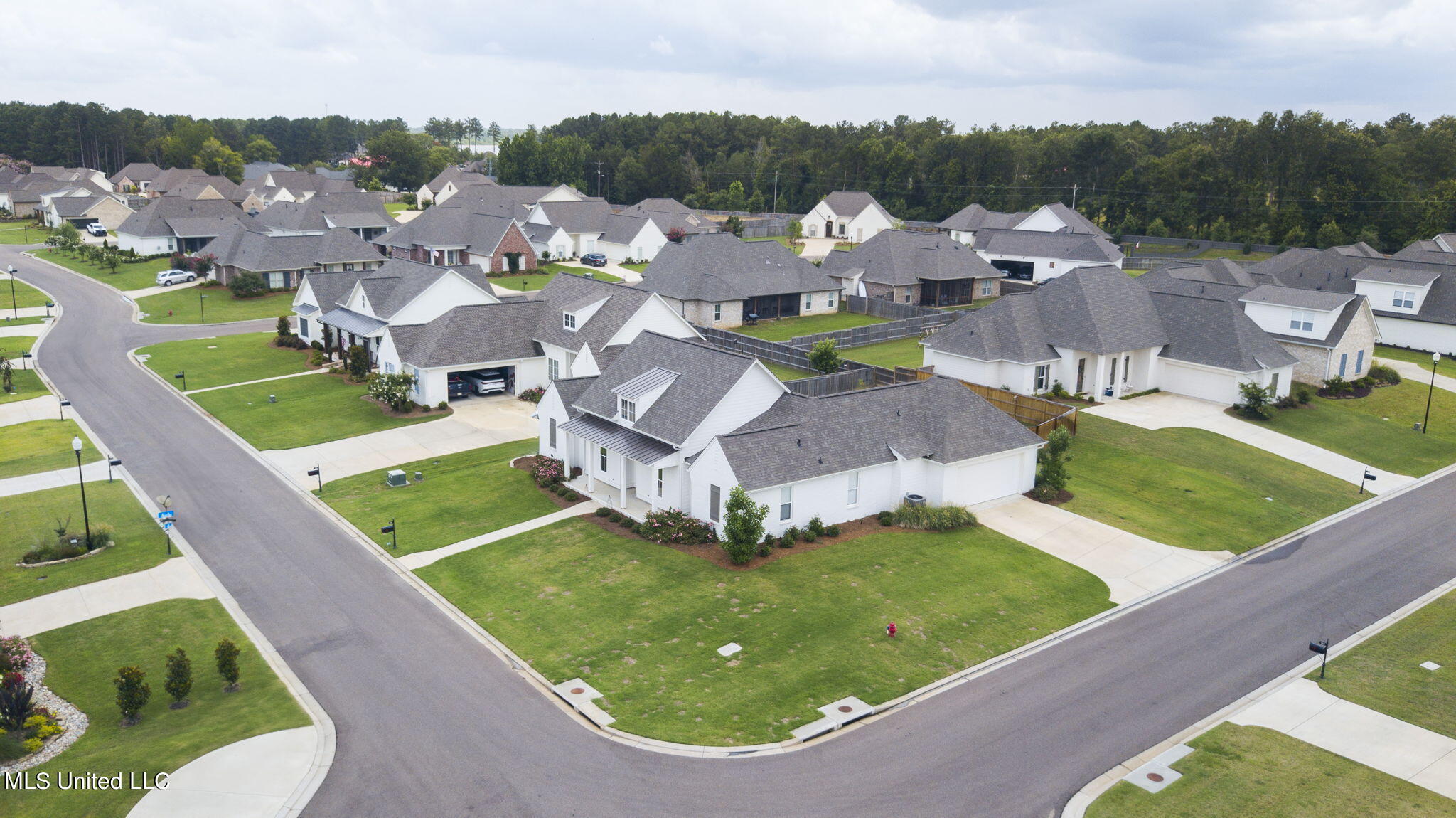 120 Bridgewater Loop