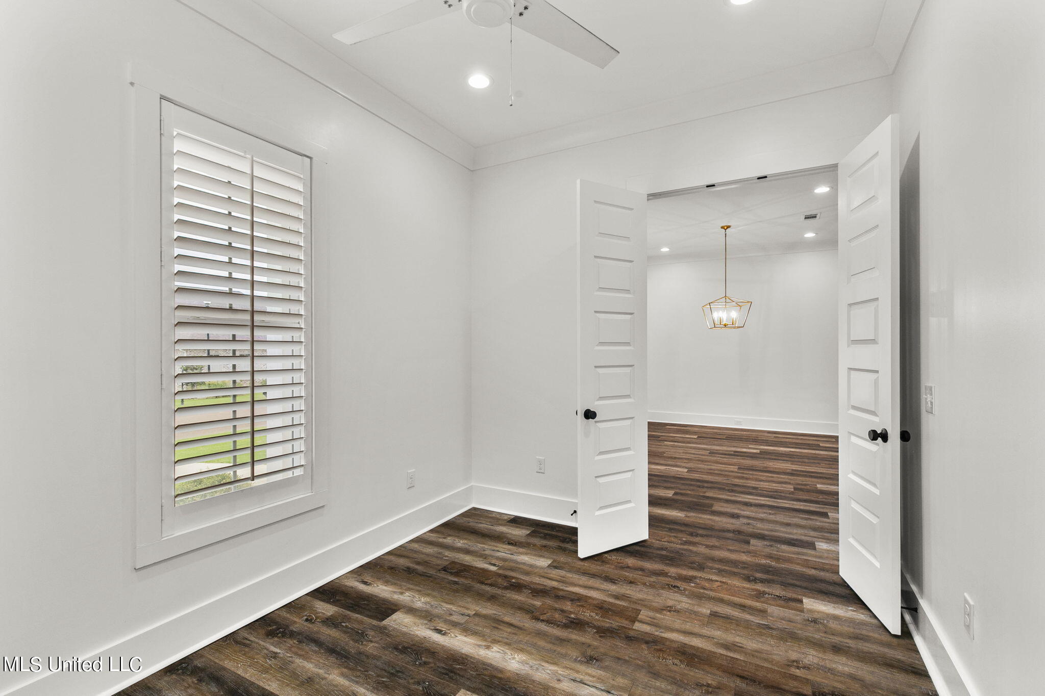 120 Bridgewater Loop
