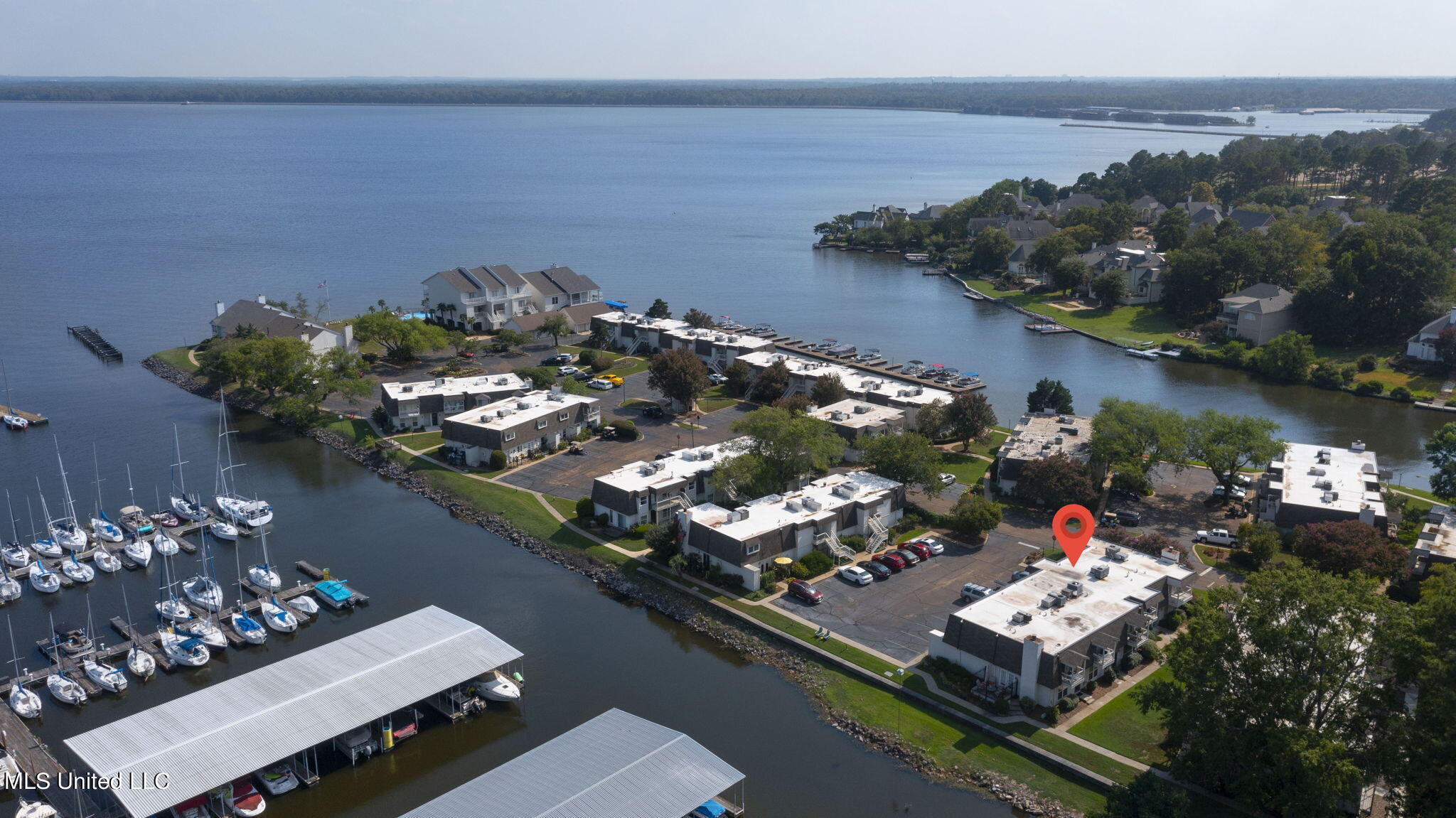 550 Post Road, 602