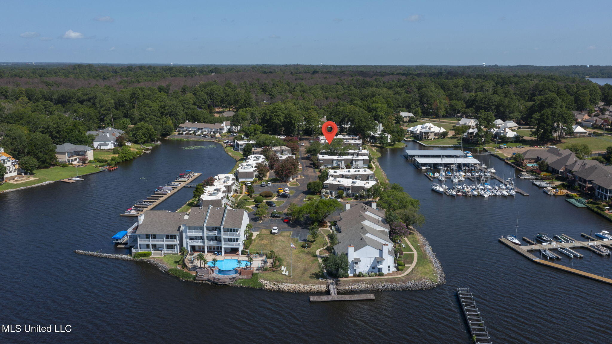 550 Post Road, 602