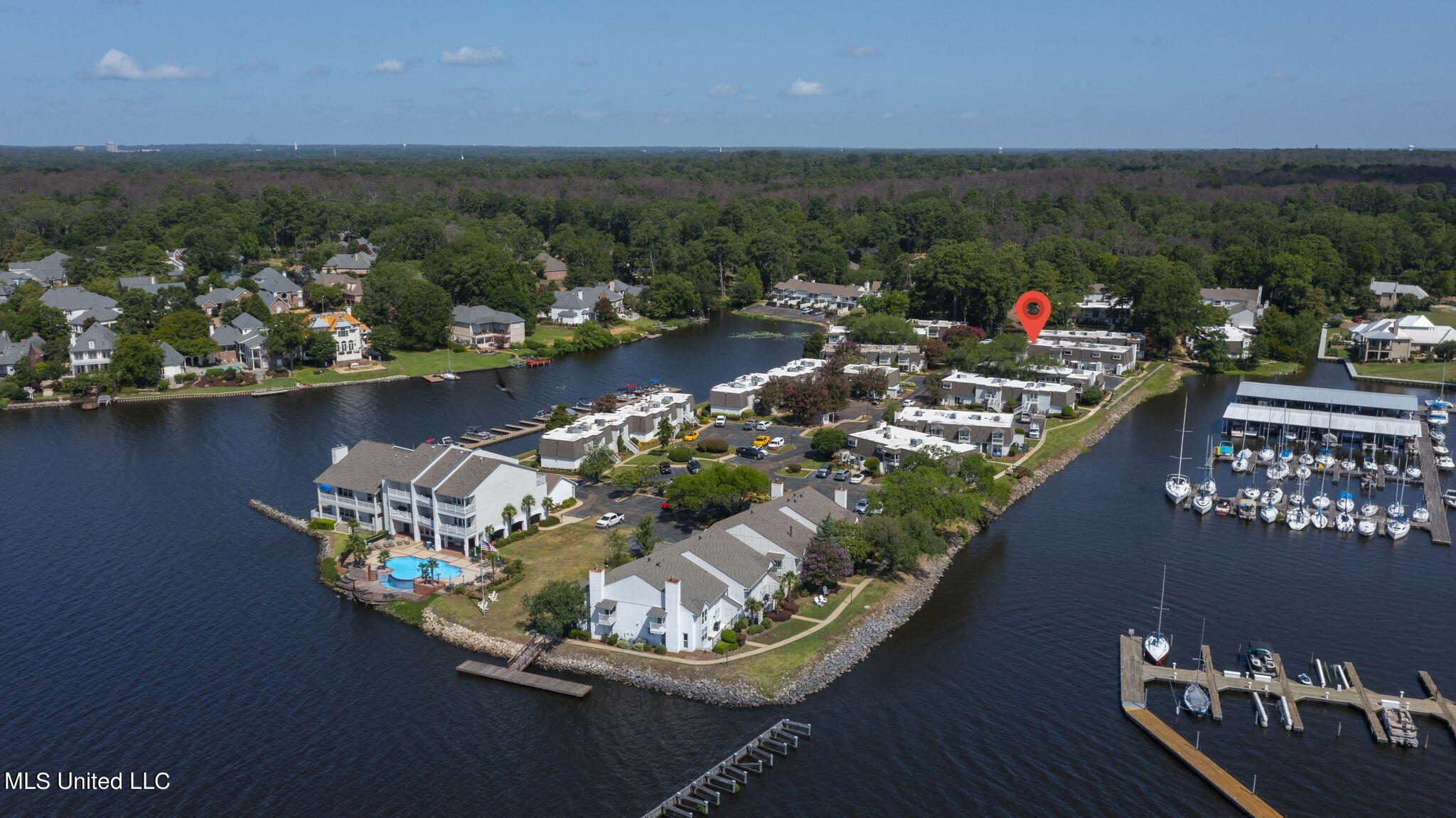 550 Post Road, 602