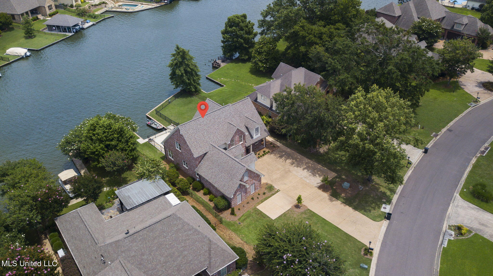 116 Northshore Way