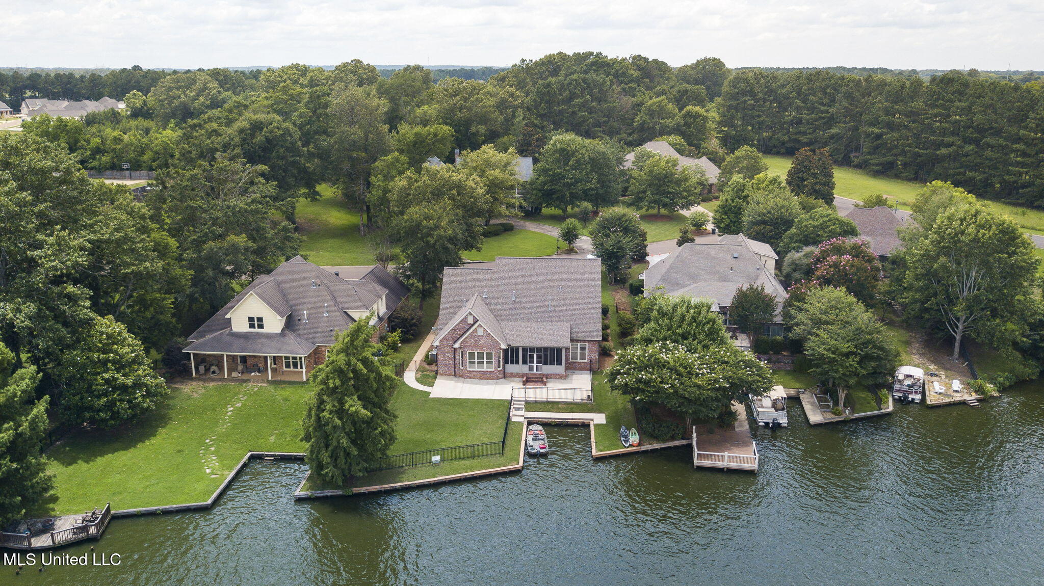 116 Northshore Way