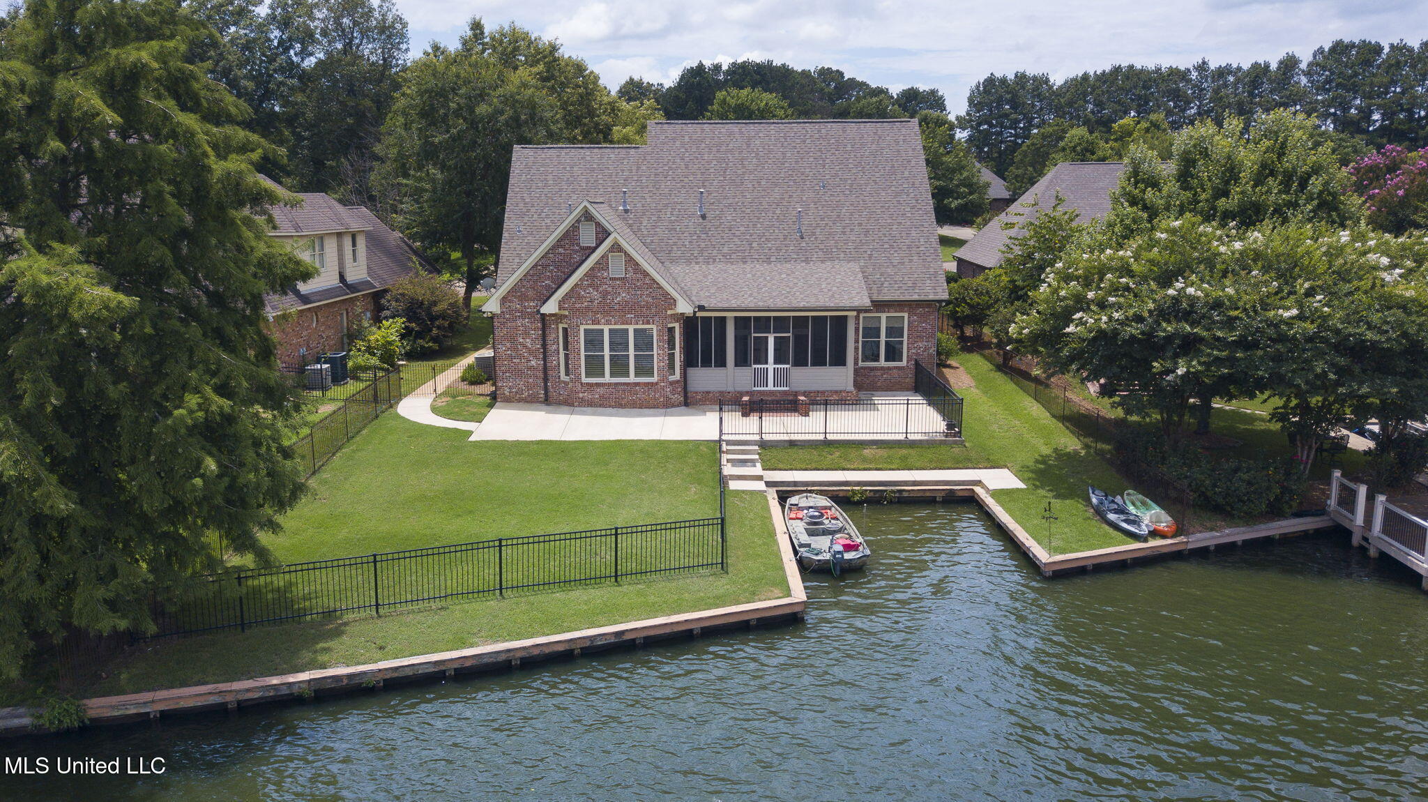 116 Northshore Way