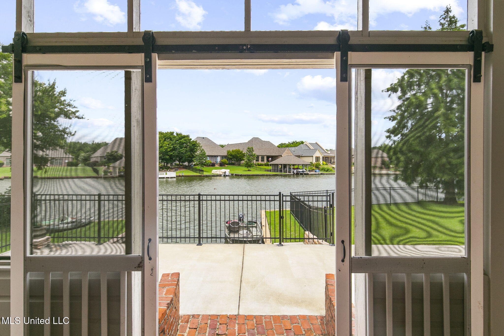 116 Northshore Way