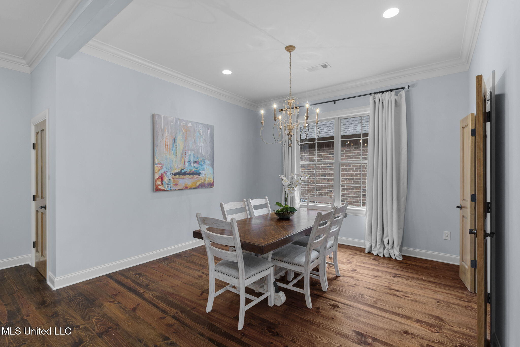 139 Hampton Chase