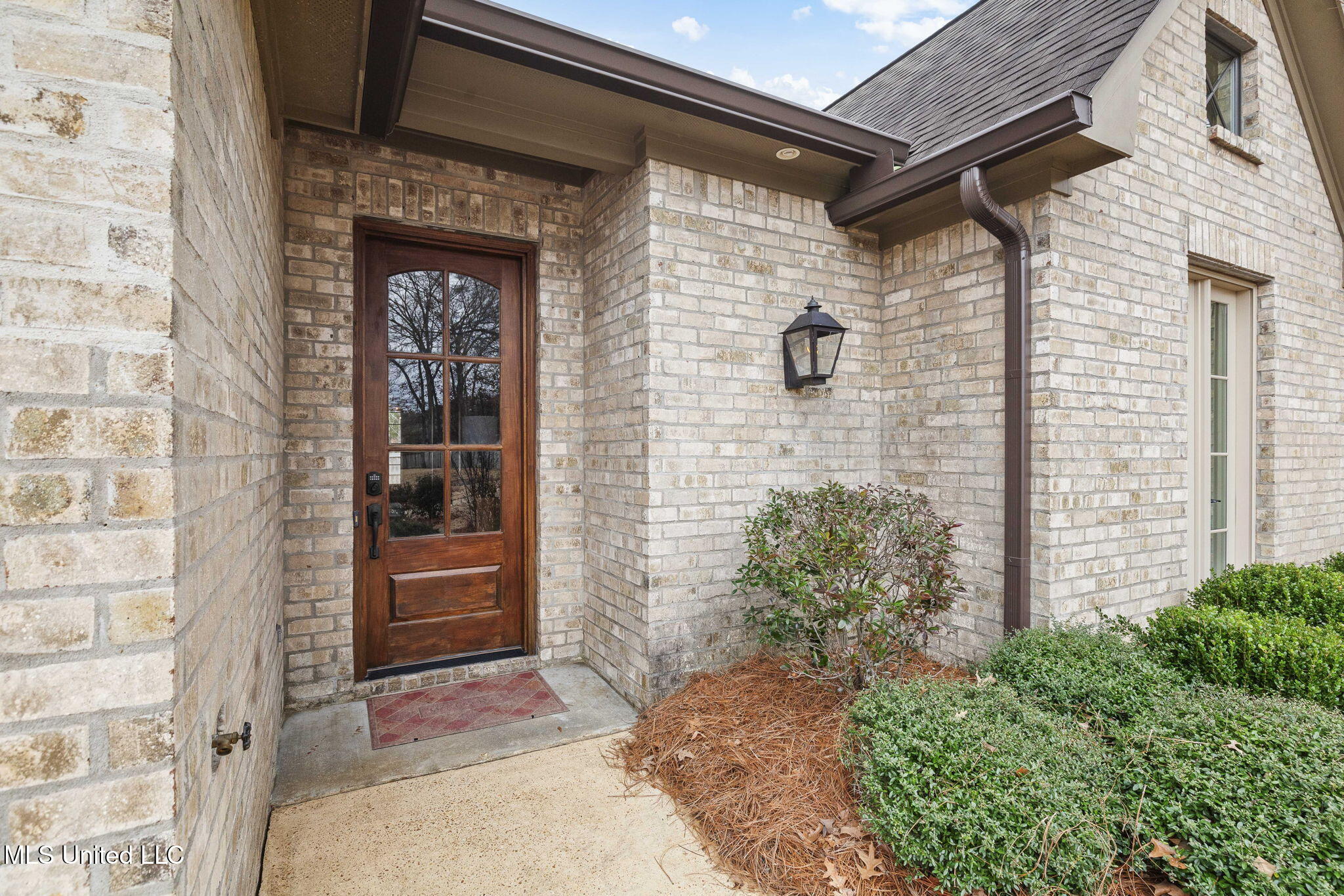 139 Hampton Chase