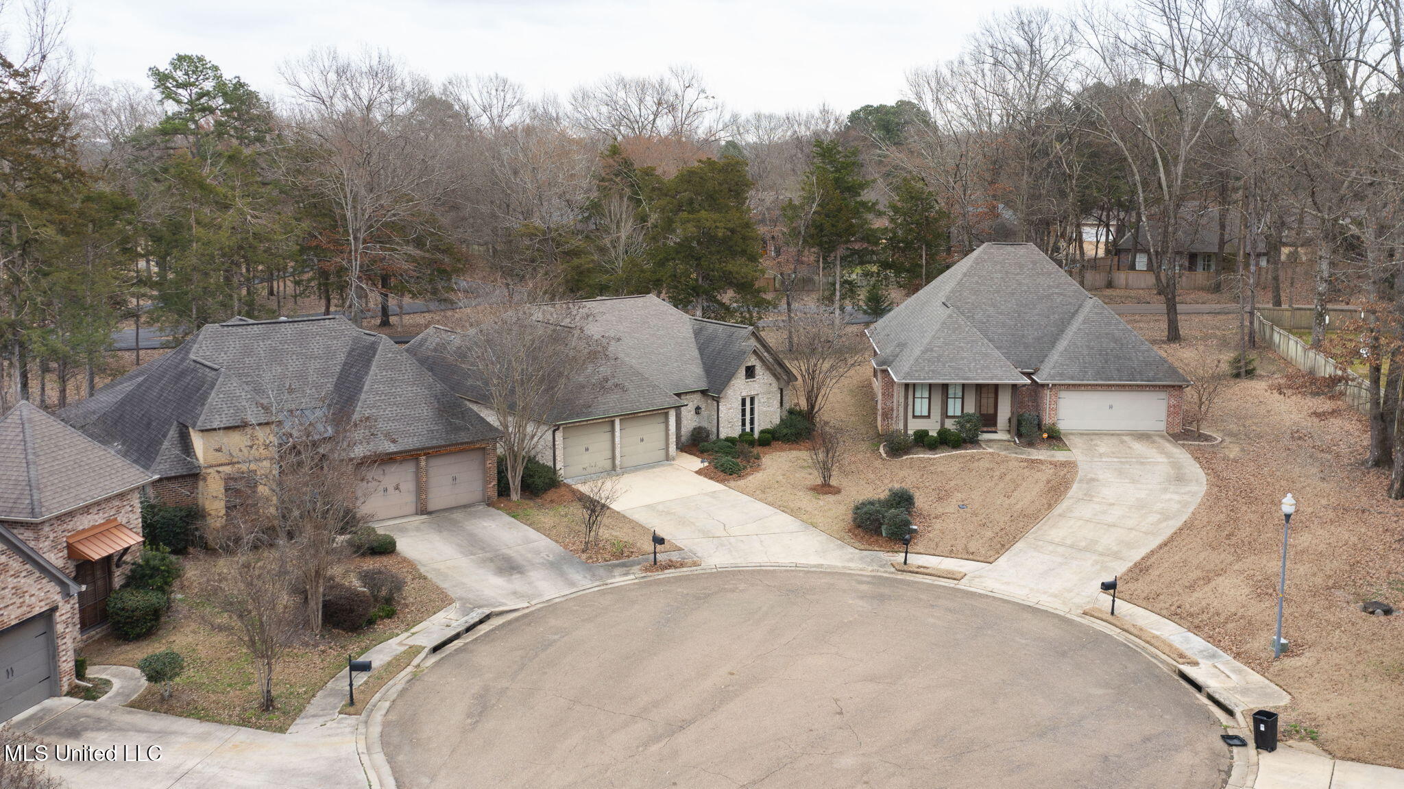 139 Hampton Chase