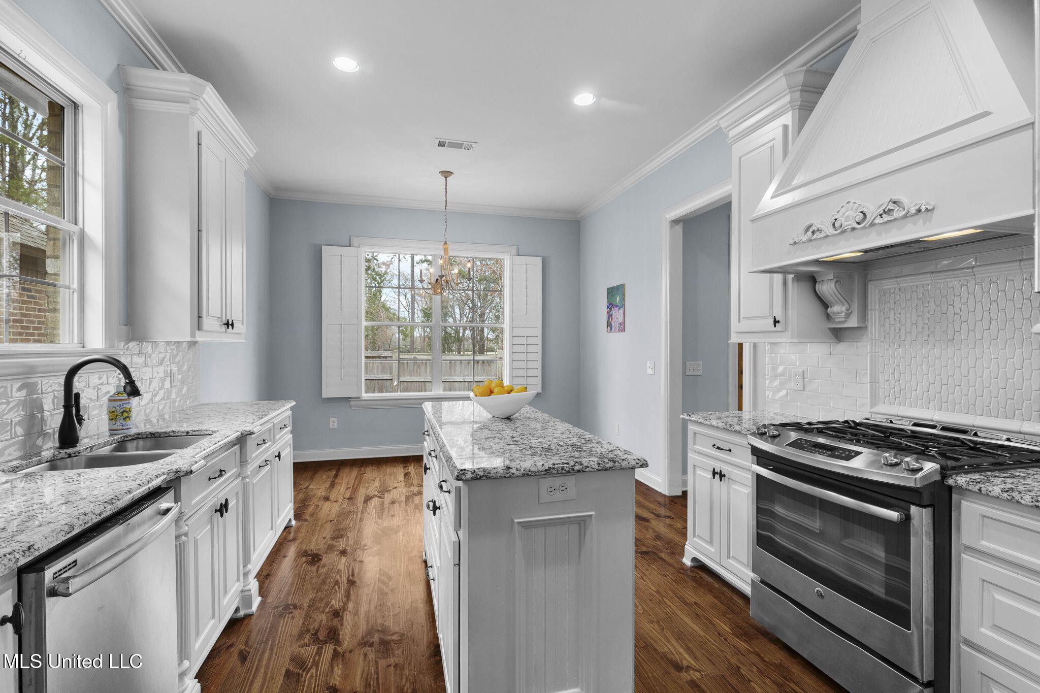 139 Hampton Chase