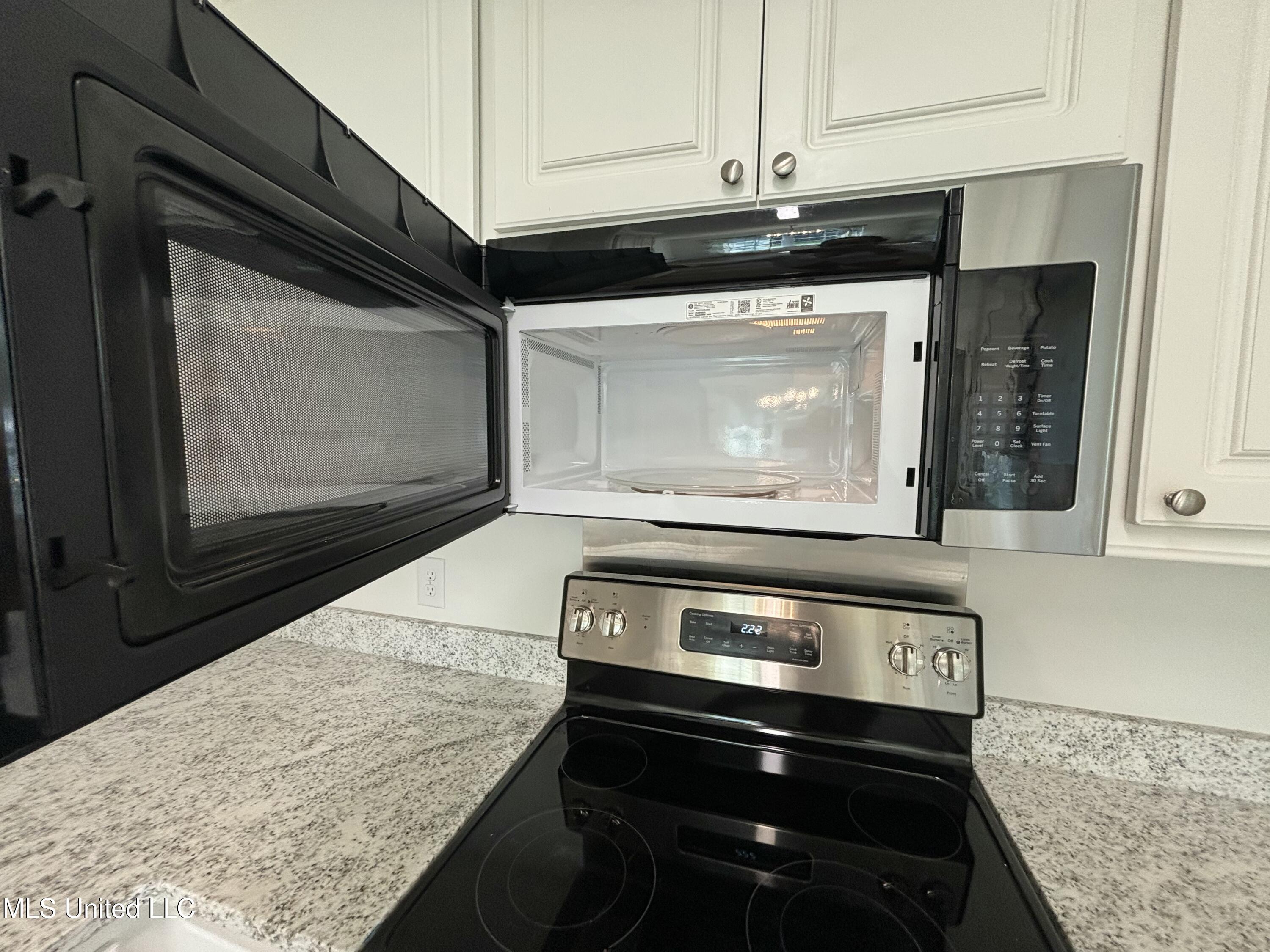 1028 Spanish Oak Boulevard