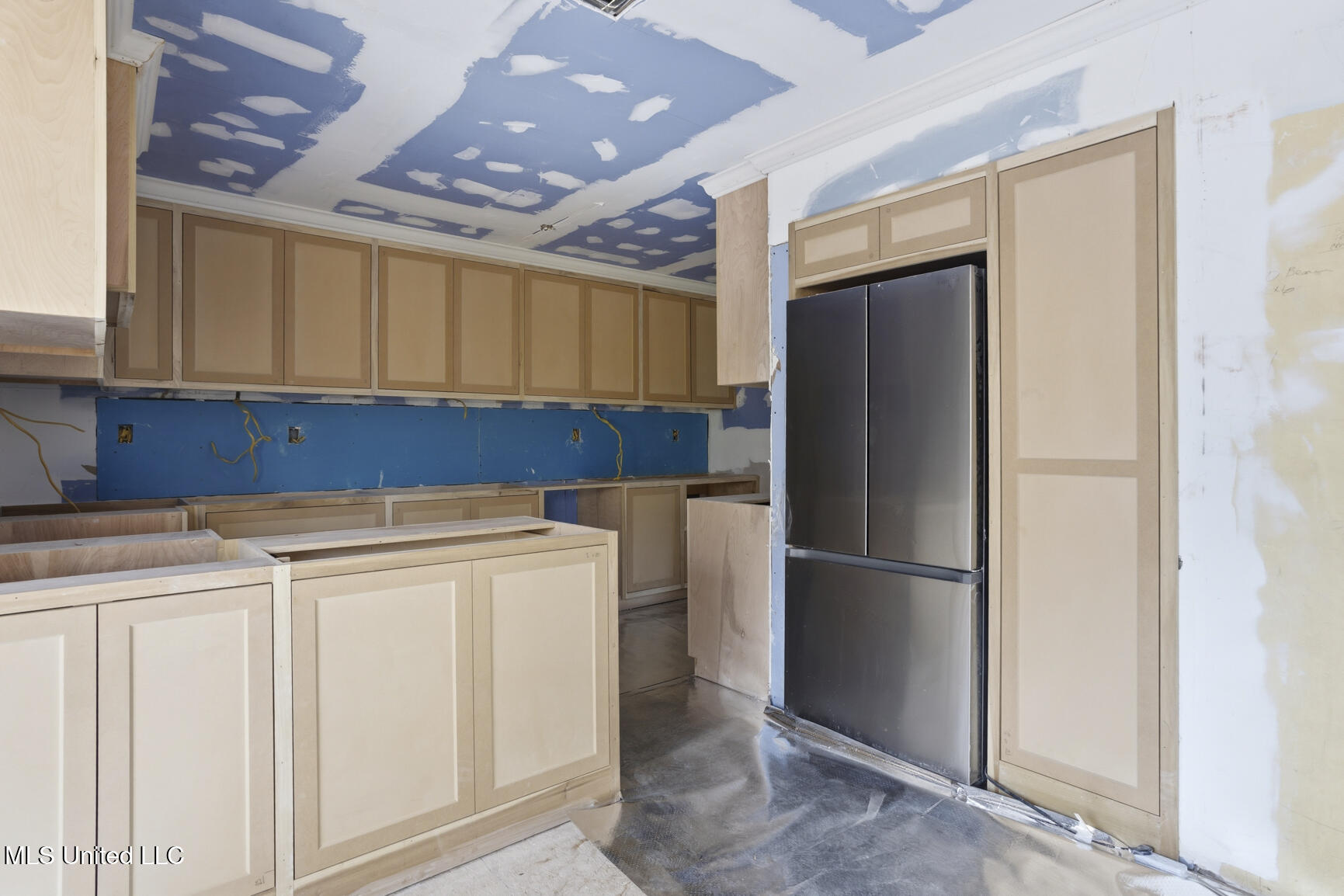 1112 Meadowbrook Road