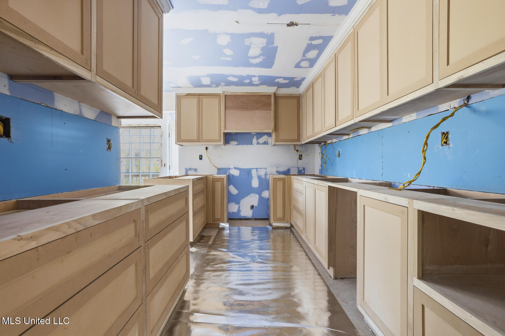 1112 Meadowbrook Road