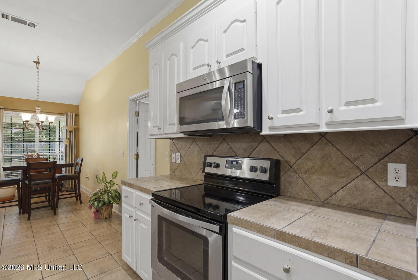 466 Magnolia Place