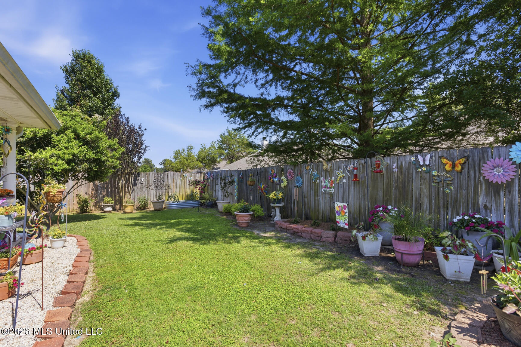 466 Magnolia Place