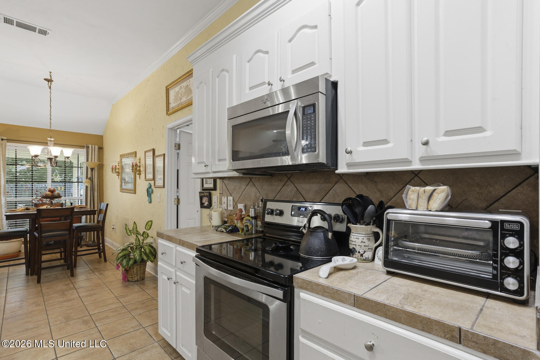 466 Magnolia Place